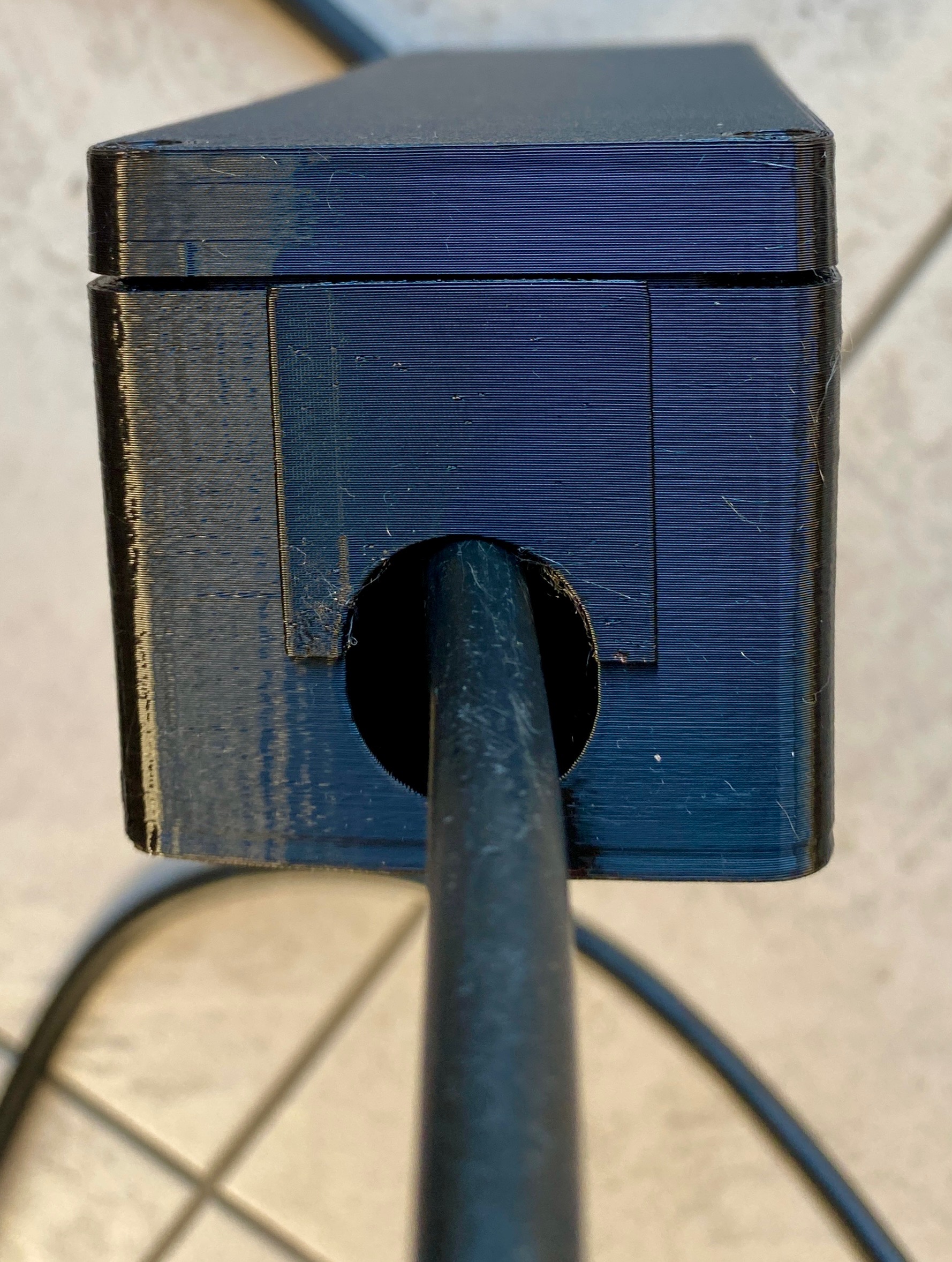 Ourside Cable Box 3D model thumbnail