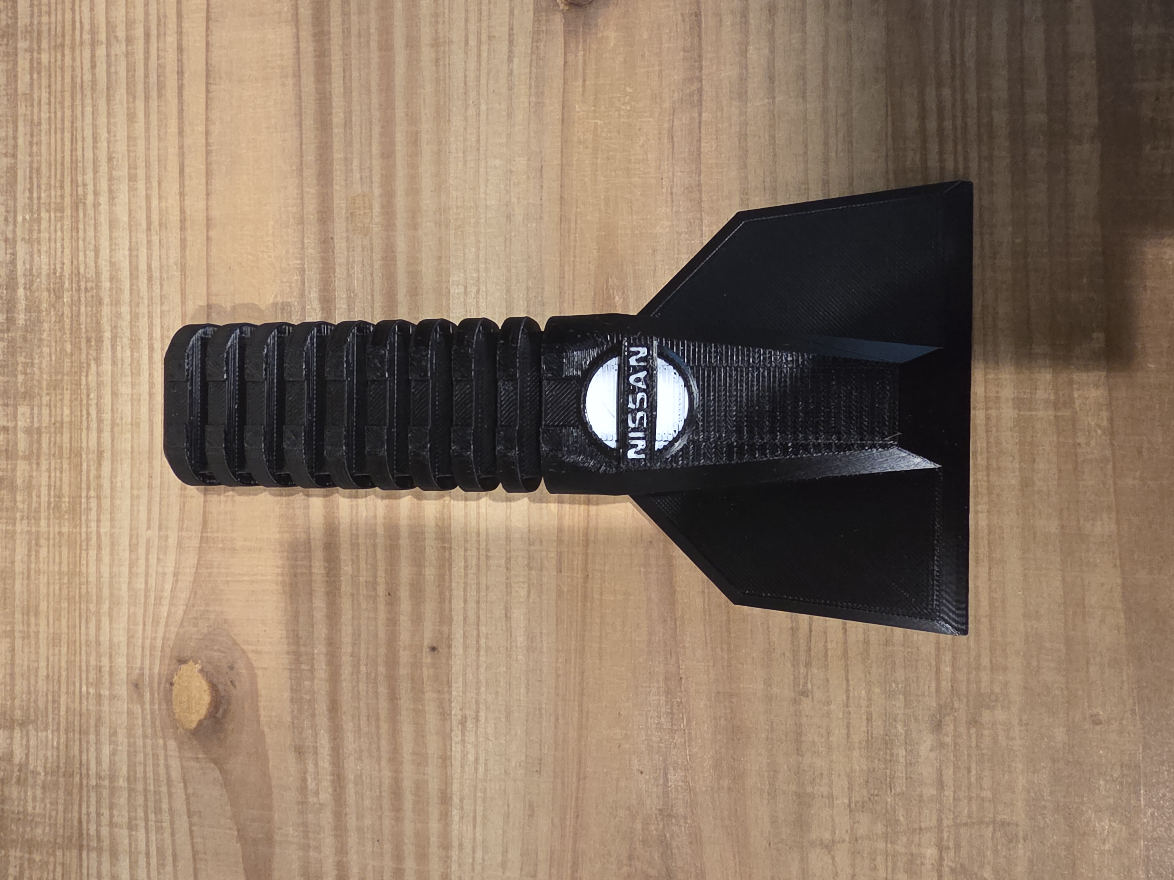 Nissan Logo Scraper
