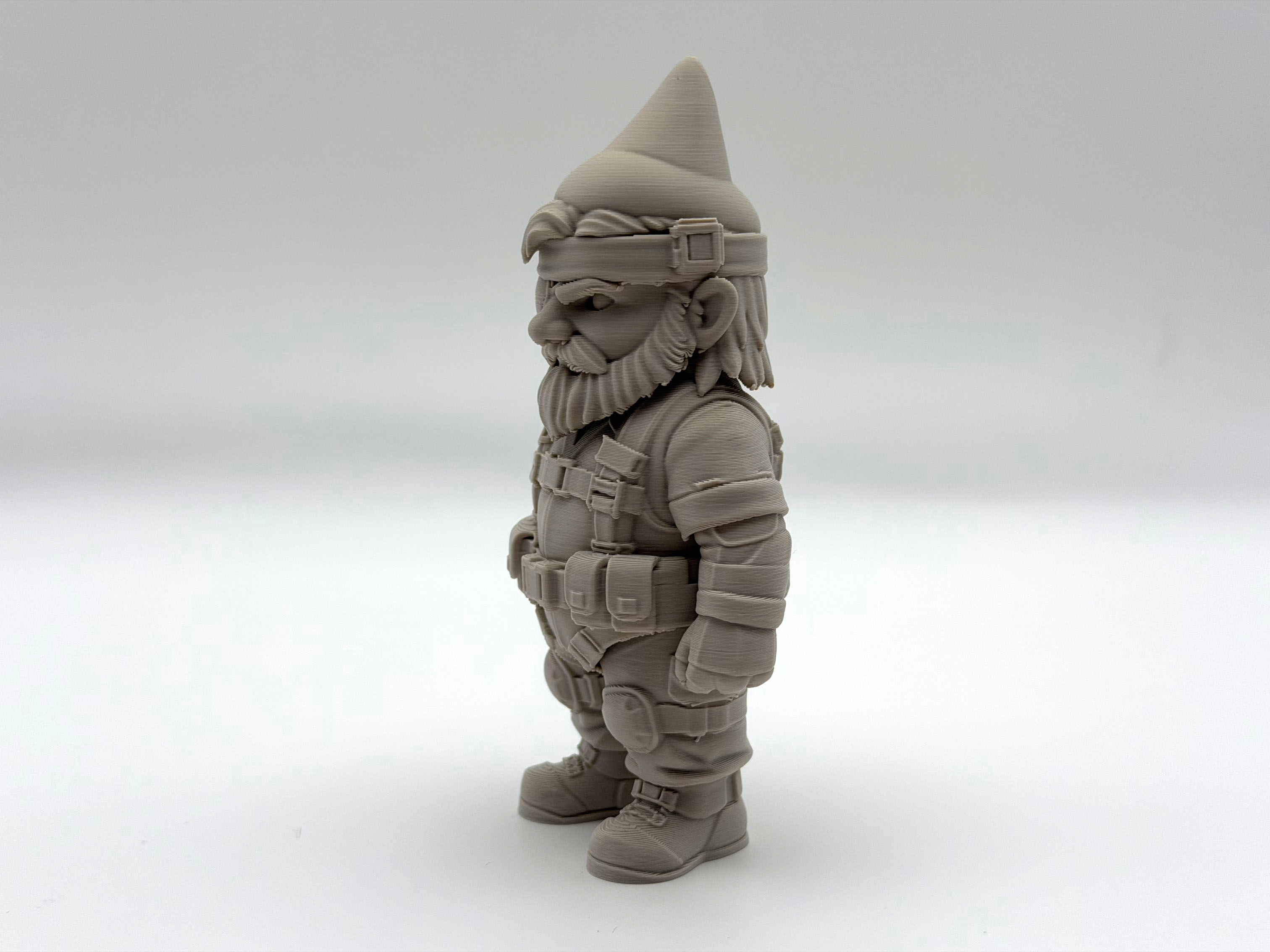 Miniatura 4 do modelo 3D Solid Snake Gnome