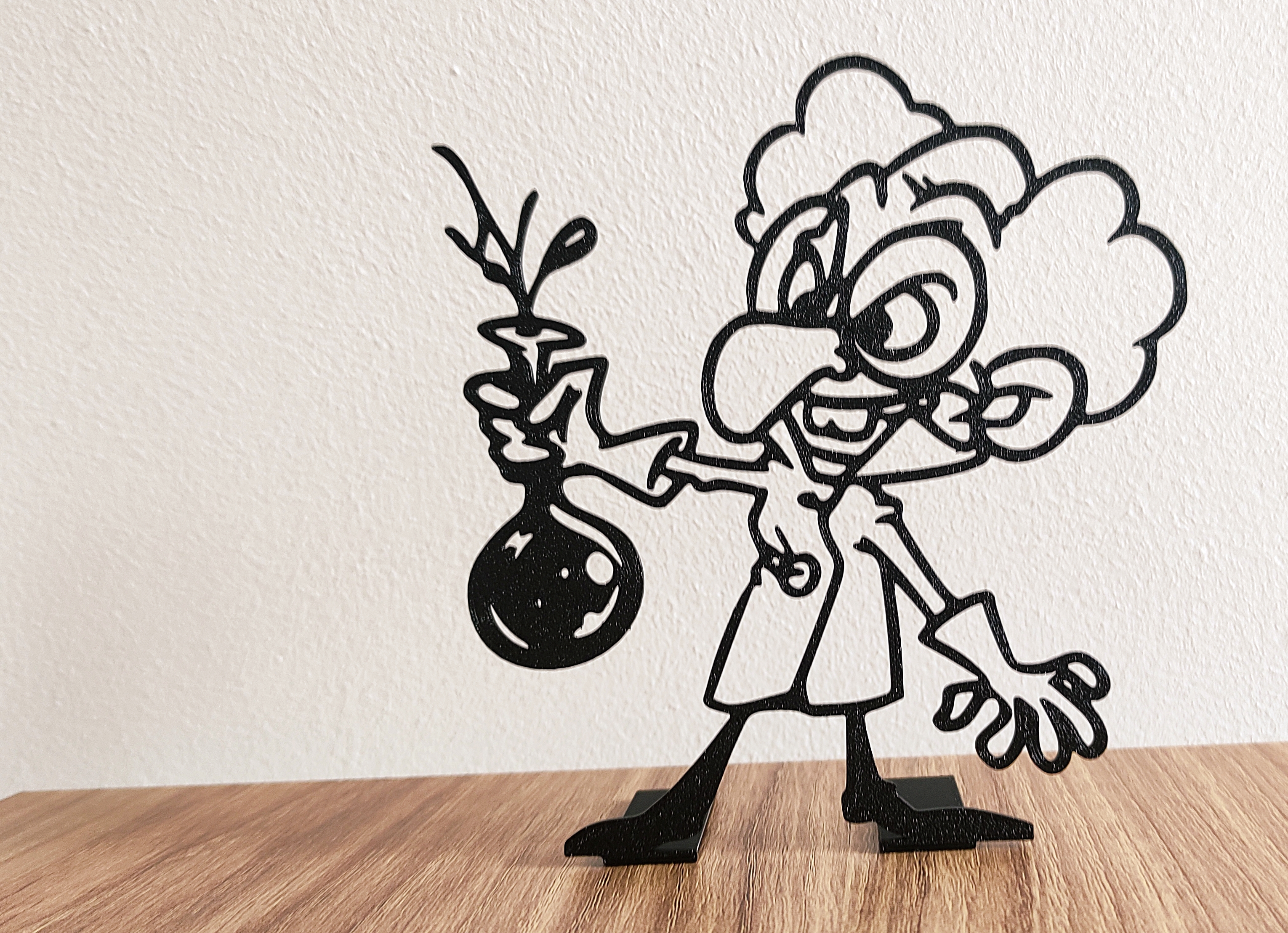 Decorative Figurine – Crazy Scientist