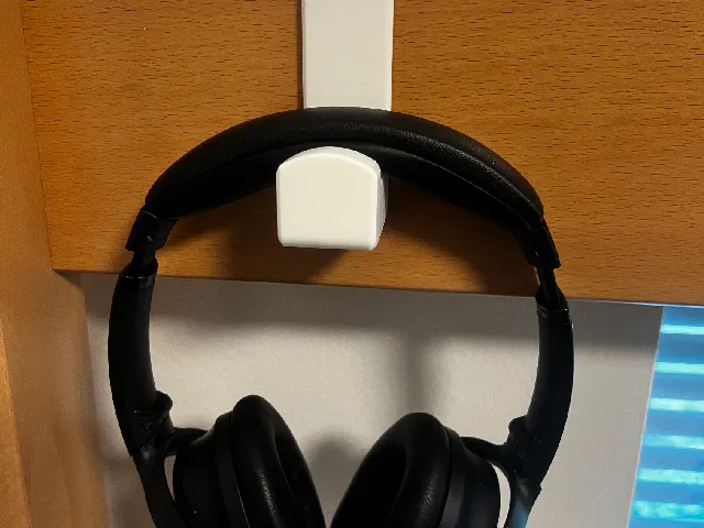 Headphone Holder for 3/4" Bed Frames