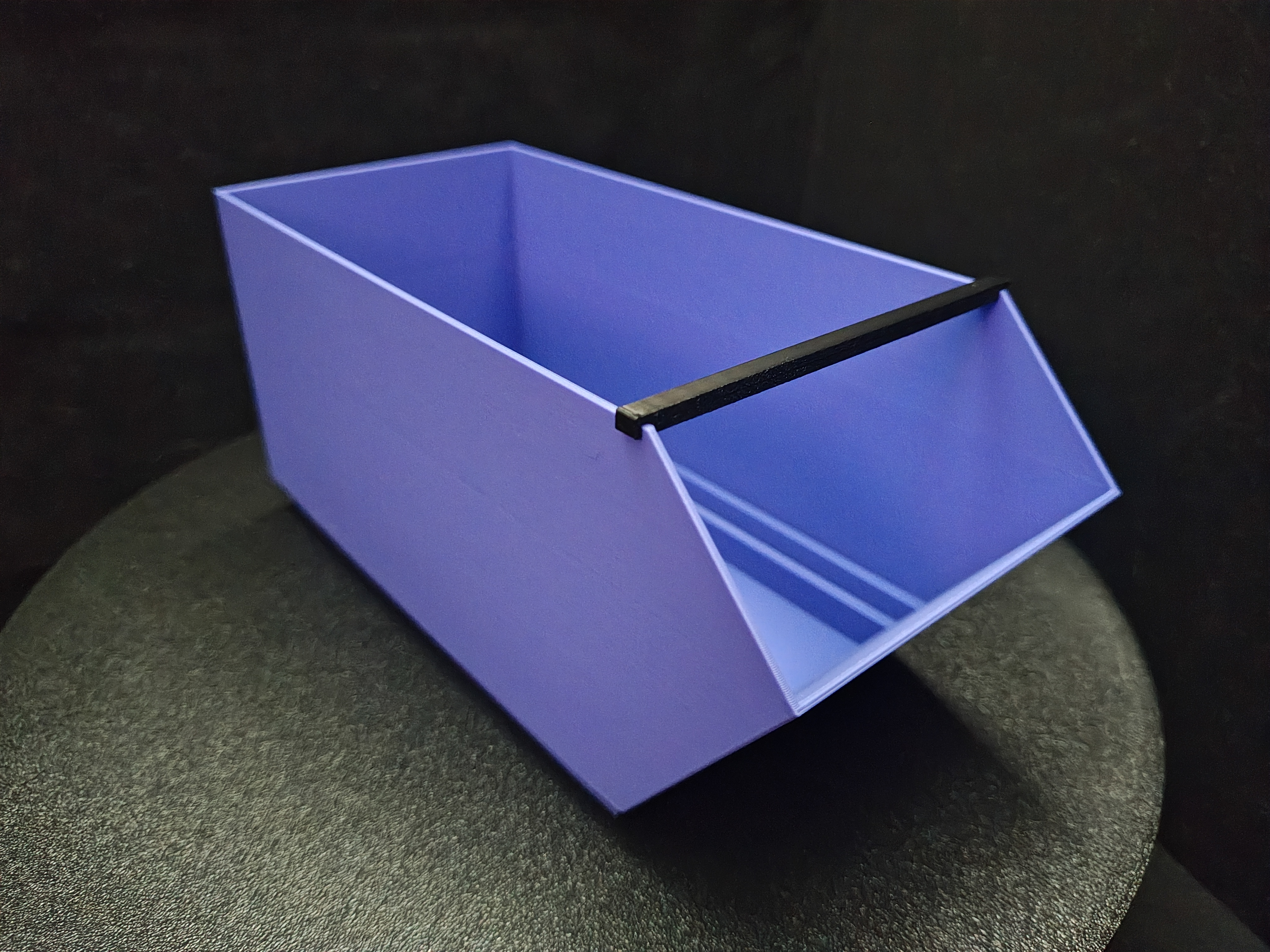 Miniatura 4 do modelo 3D Stackable Workshop Storage Bin With Retaining Bar