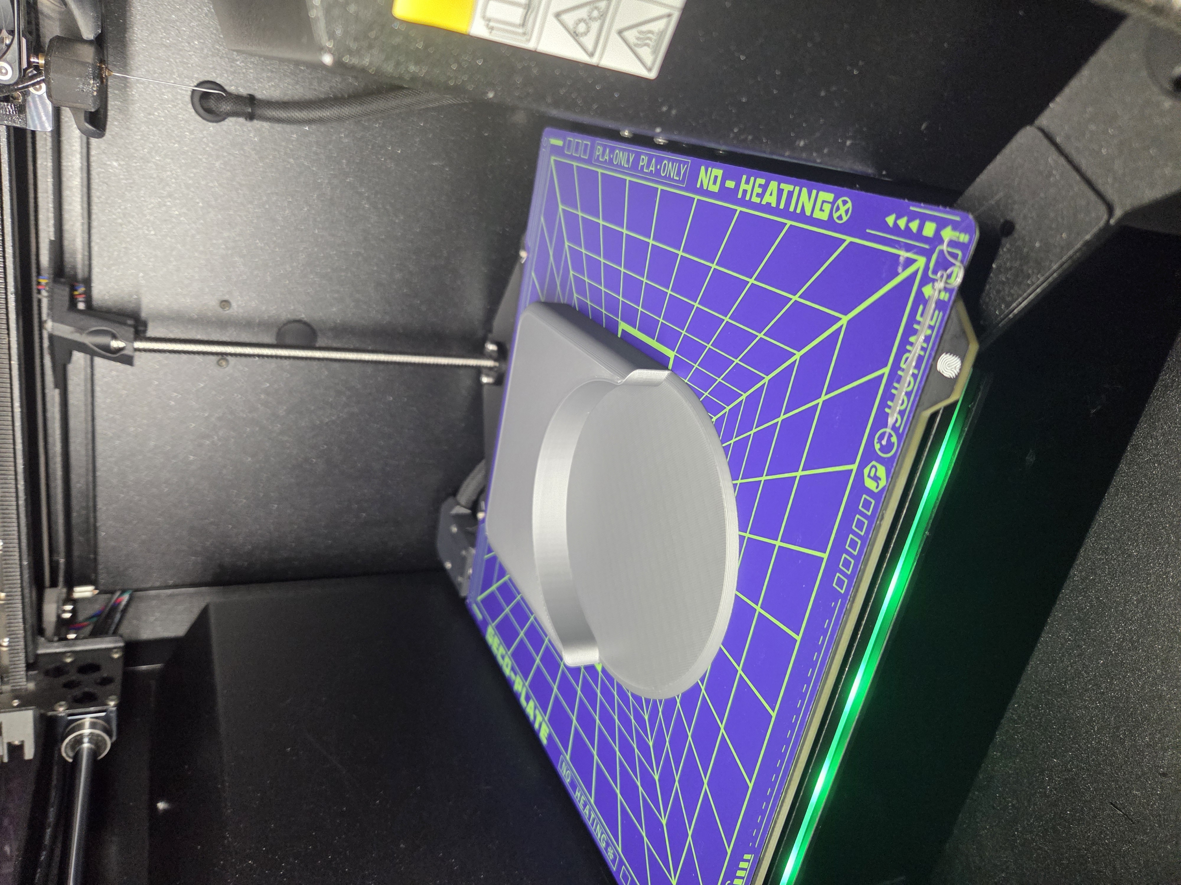 Miniatura 5 do modelo 3D Upcycled Cup Bug Catcher Simple