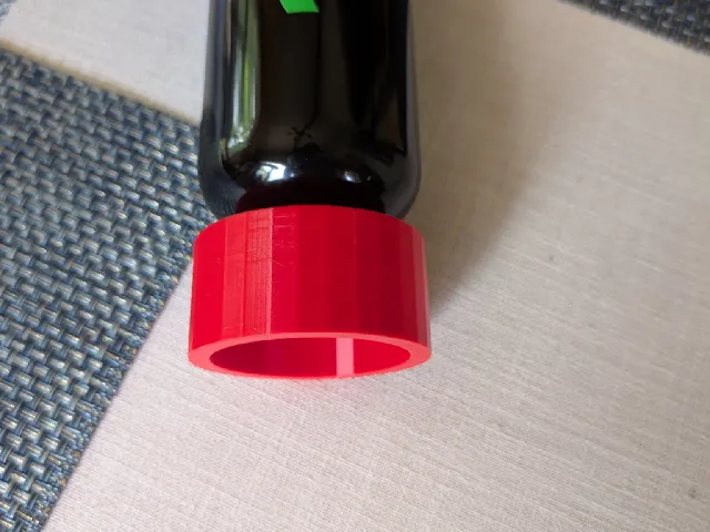 Rotary adapter for water bottle