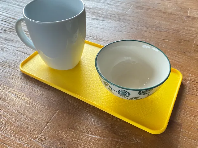 Stylish & non-slip tea or coffee tray