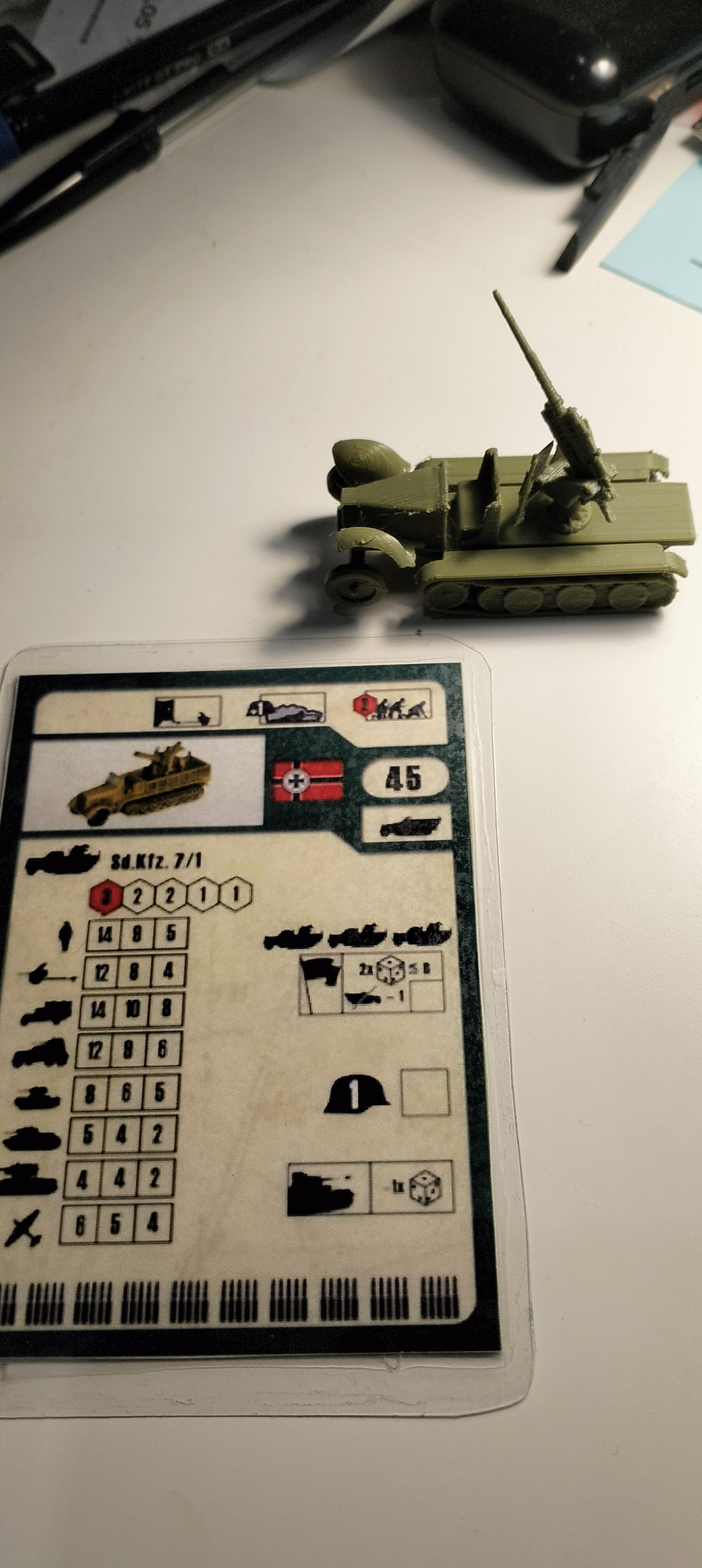 Sd.Kfz.7 machine with a Flak 88 mm anti-aircraft gun