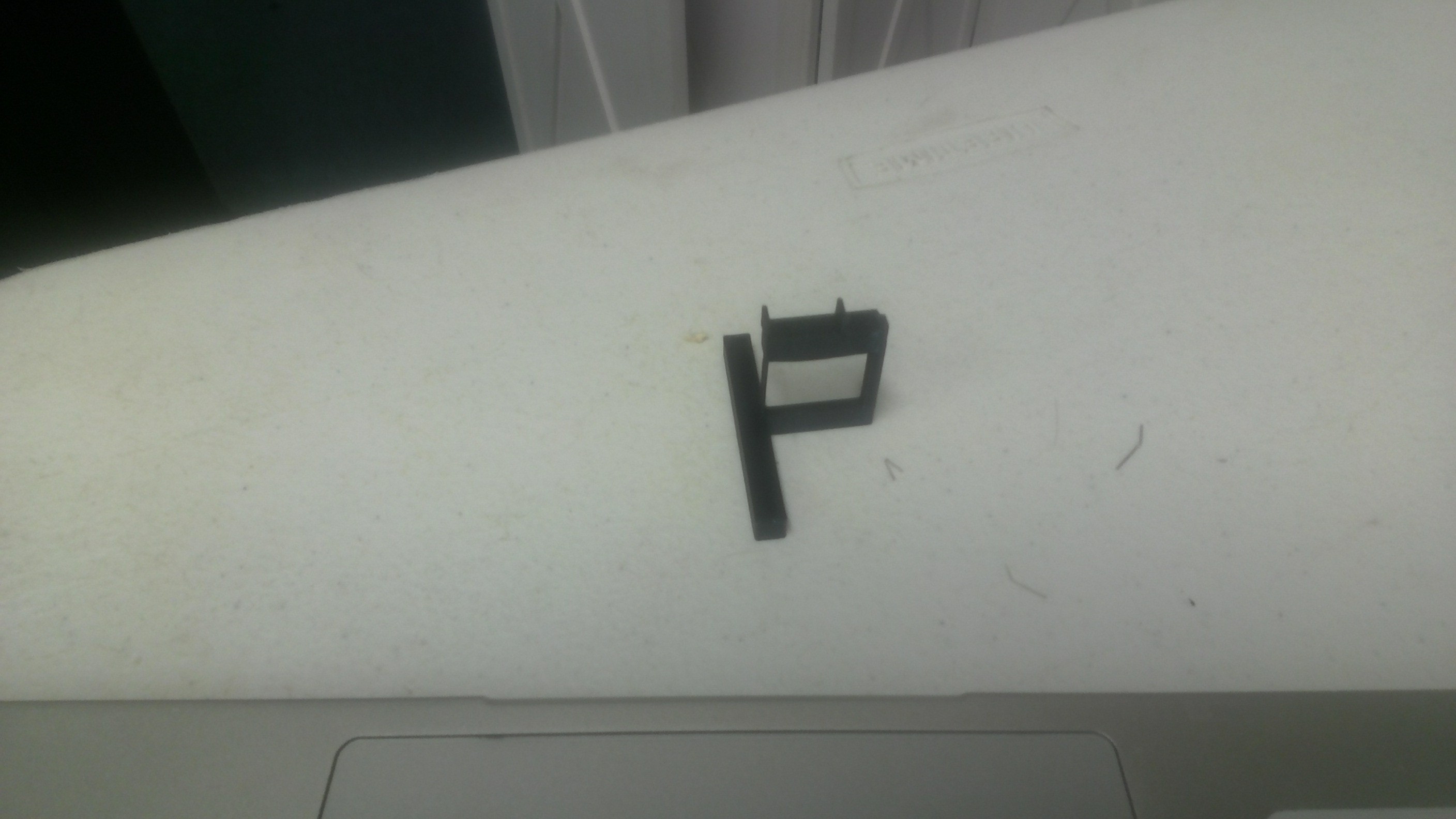 print in place headphone holder