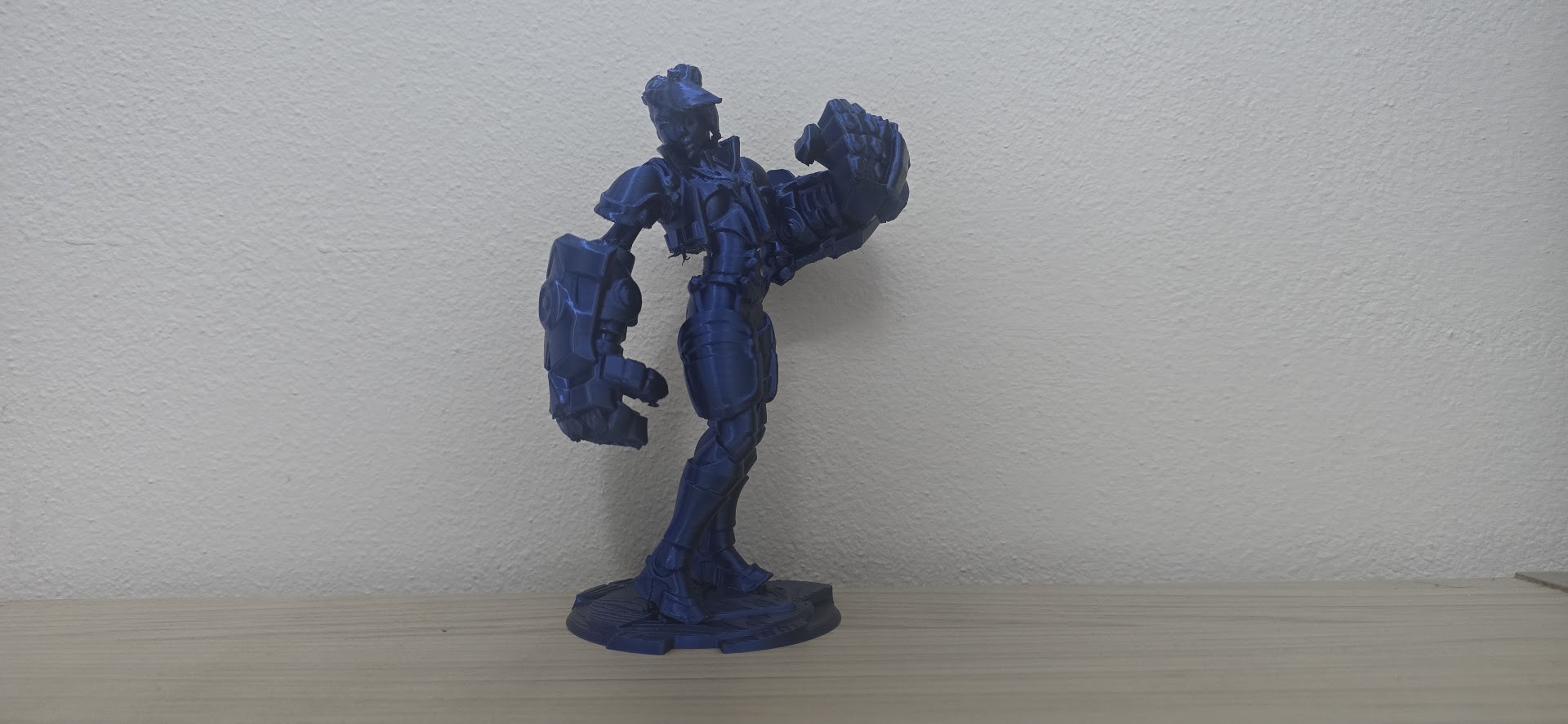 Vi - The Piltover Enforcer League of Legends Statue