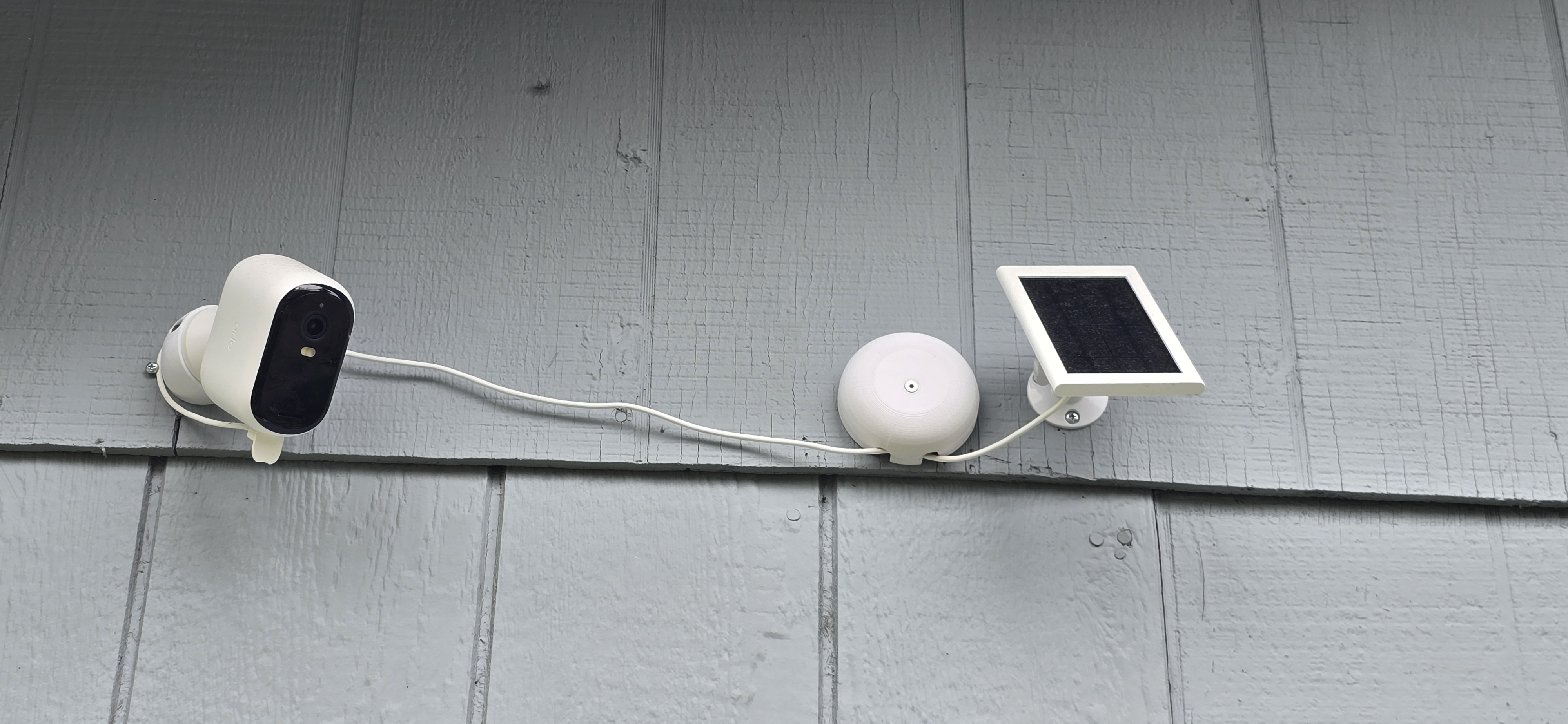 Arlo Camera Cable Keeper