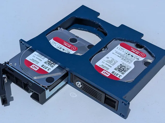 10 inch rack 1U 2x QNAP 3.5 drive bay