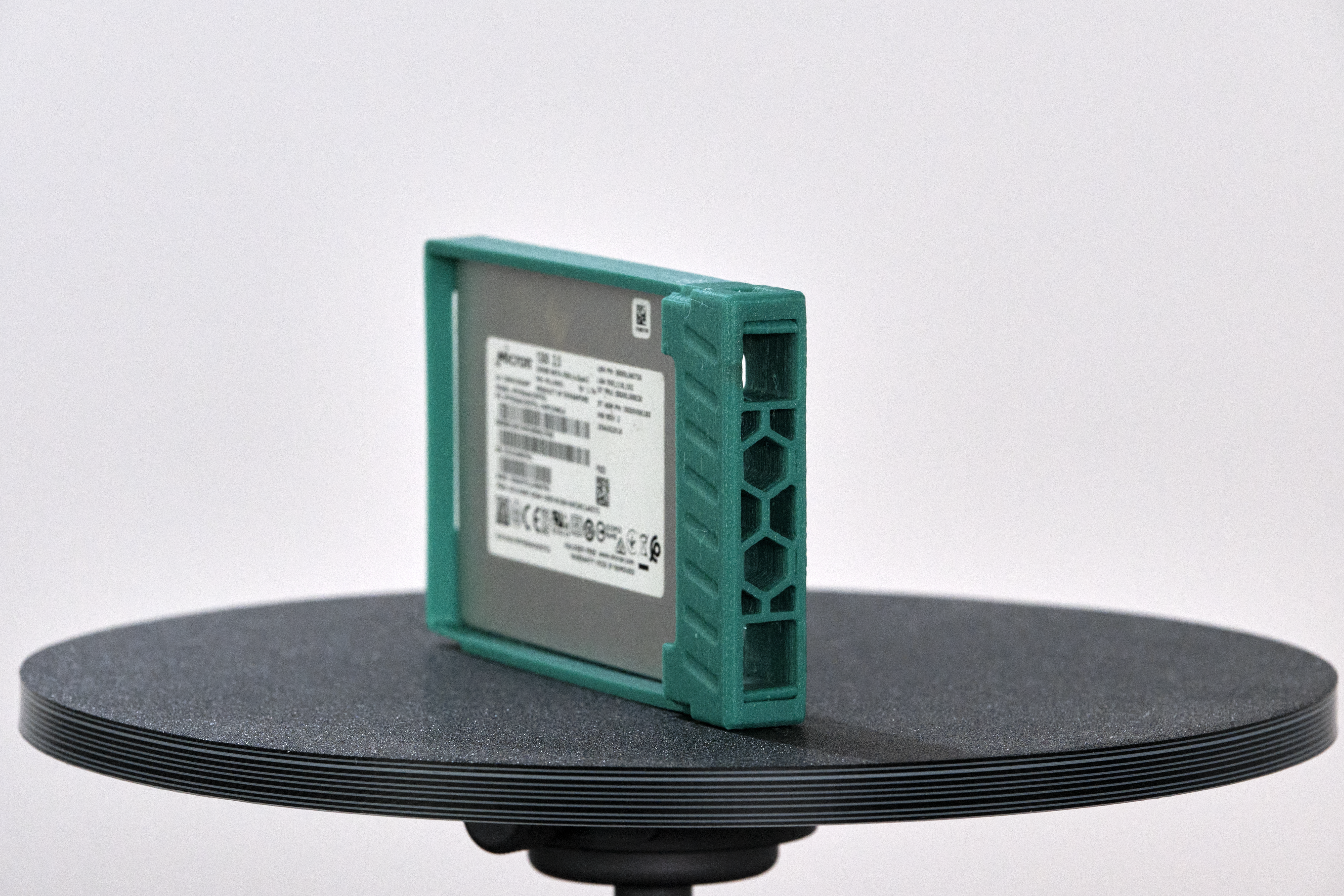 Tool-less 2.5" Hard Drive Caddy/Sled for Supermicro Server