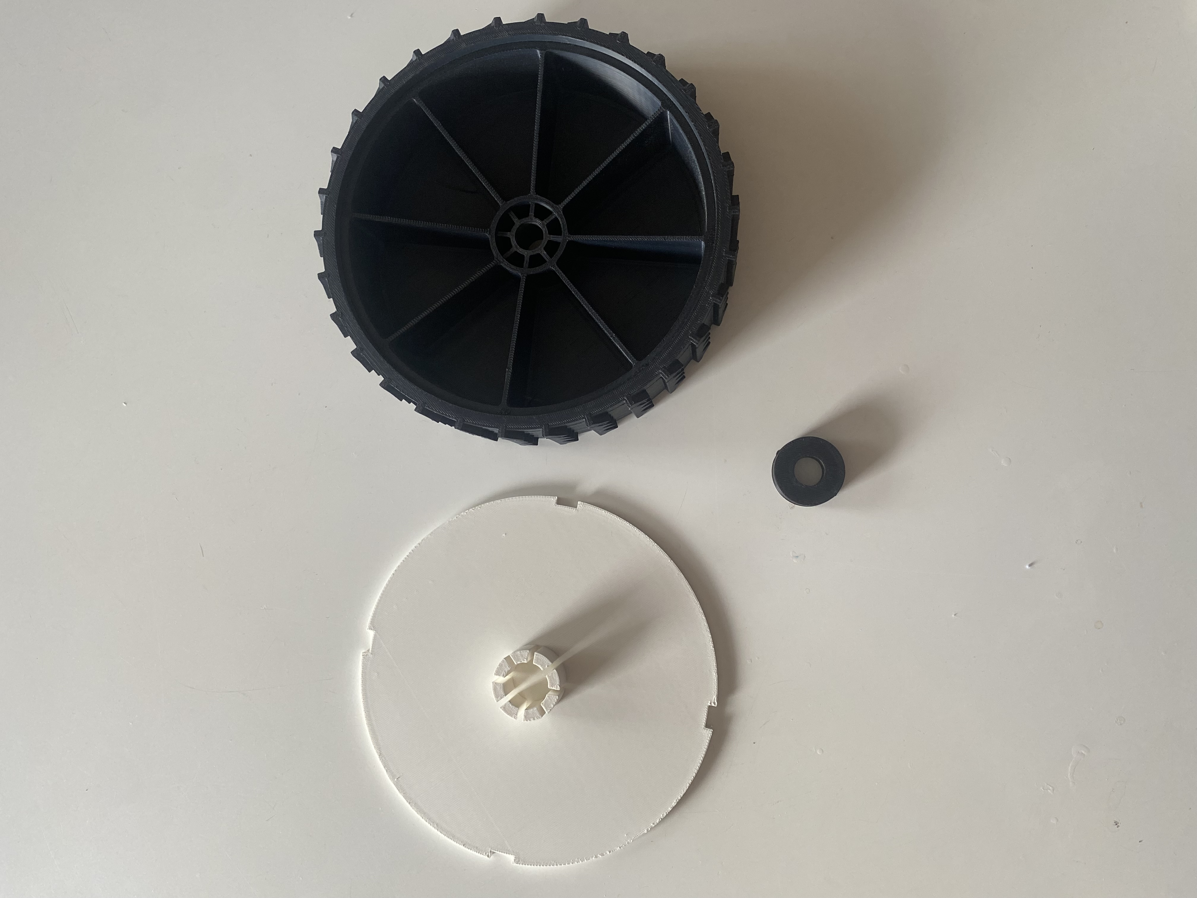 Lawnmower wheel — thumbnail 5