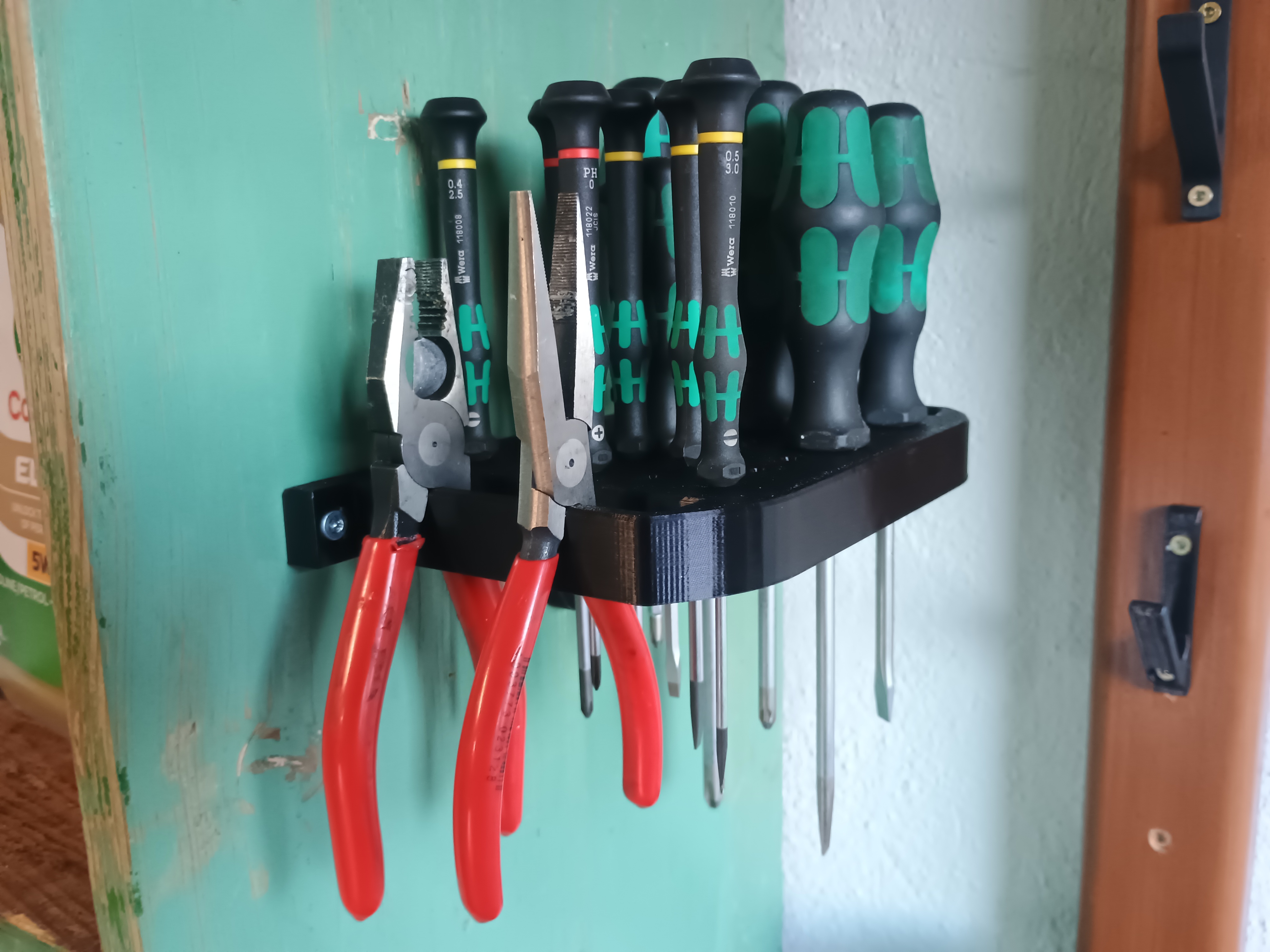 Screwdriver and pliers holder / Držák na šroubováky a kleště