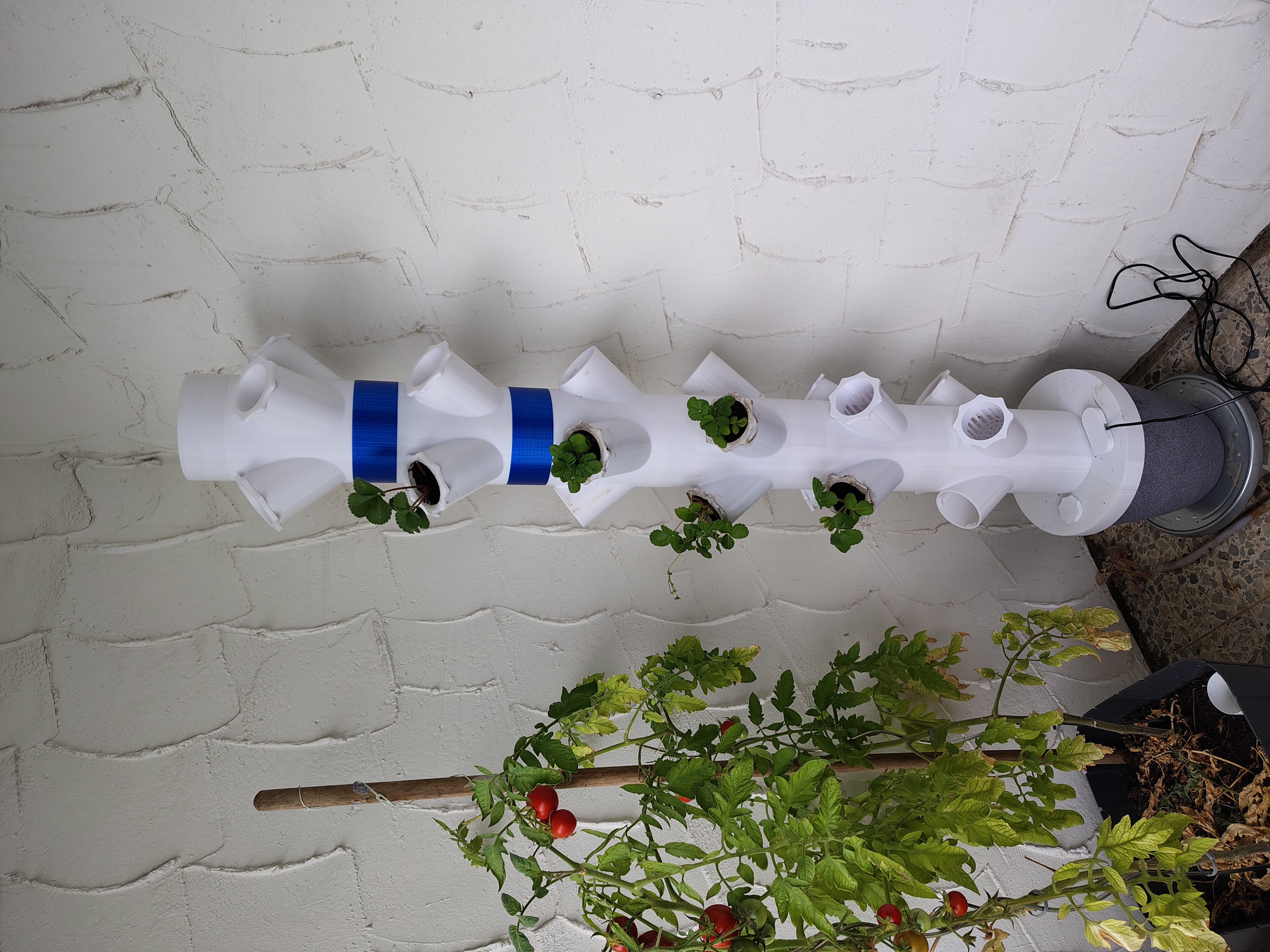 Bigger Modular Hydroponic Tower Fruits&Strawberry