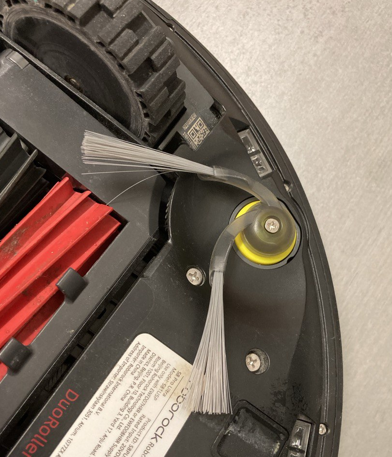 Adapter for Roborock Q Revo Curv side brushes on Roborock S8