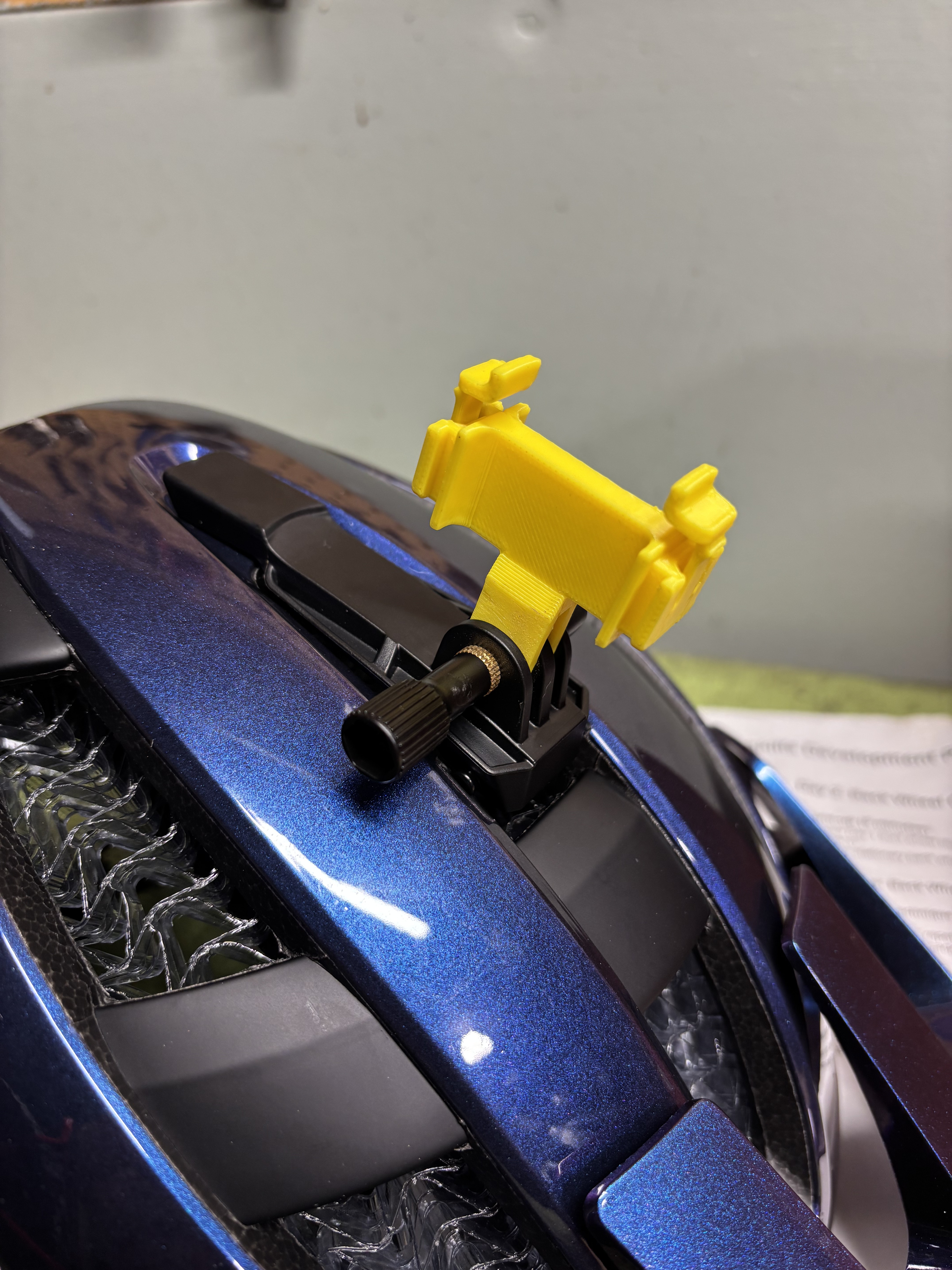 Bontrager Flarer set front and rear GoPro mount. (Designed for 2025 Trek Rally WaveCell Helmet)