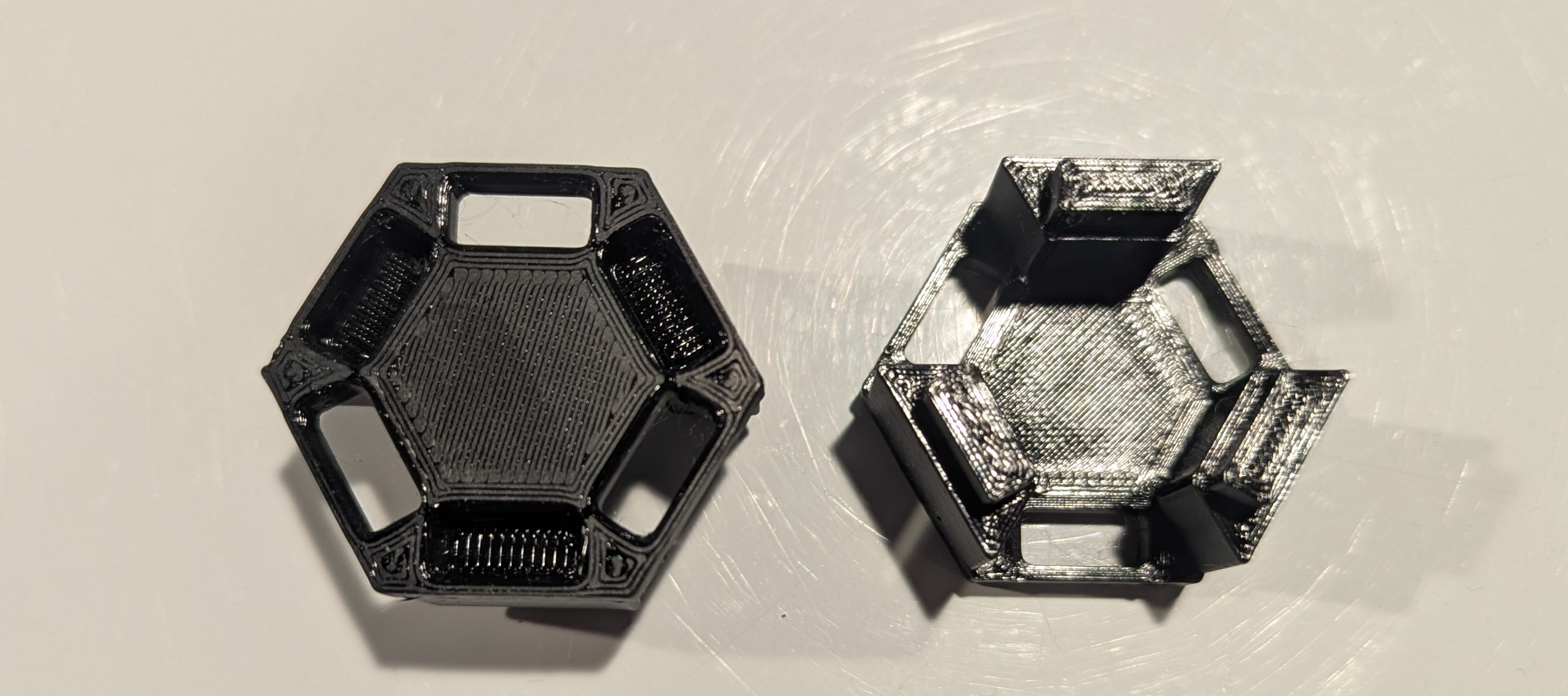 Miniatura 10 do modelo 3D Nesting, Modular, Stackable Hex Terrain, Single Hex