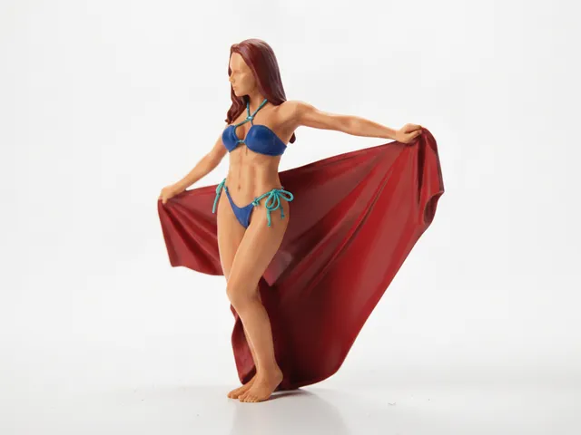 Beach Girl Female Figurine 3D Printable