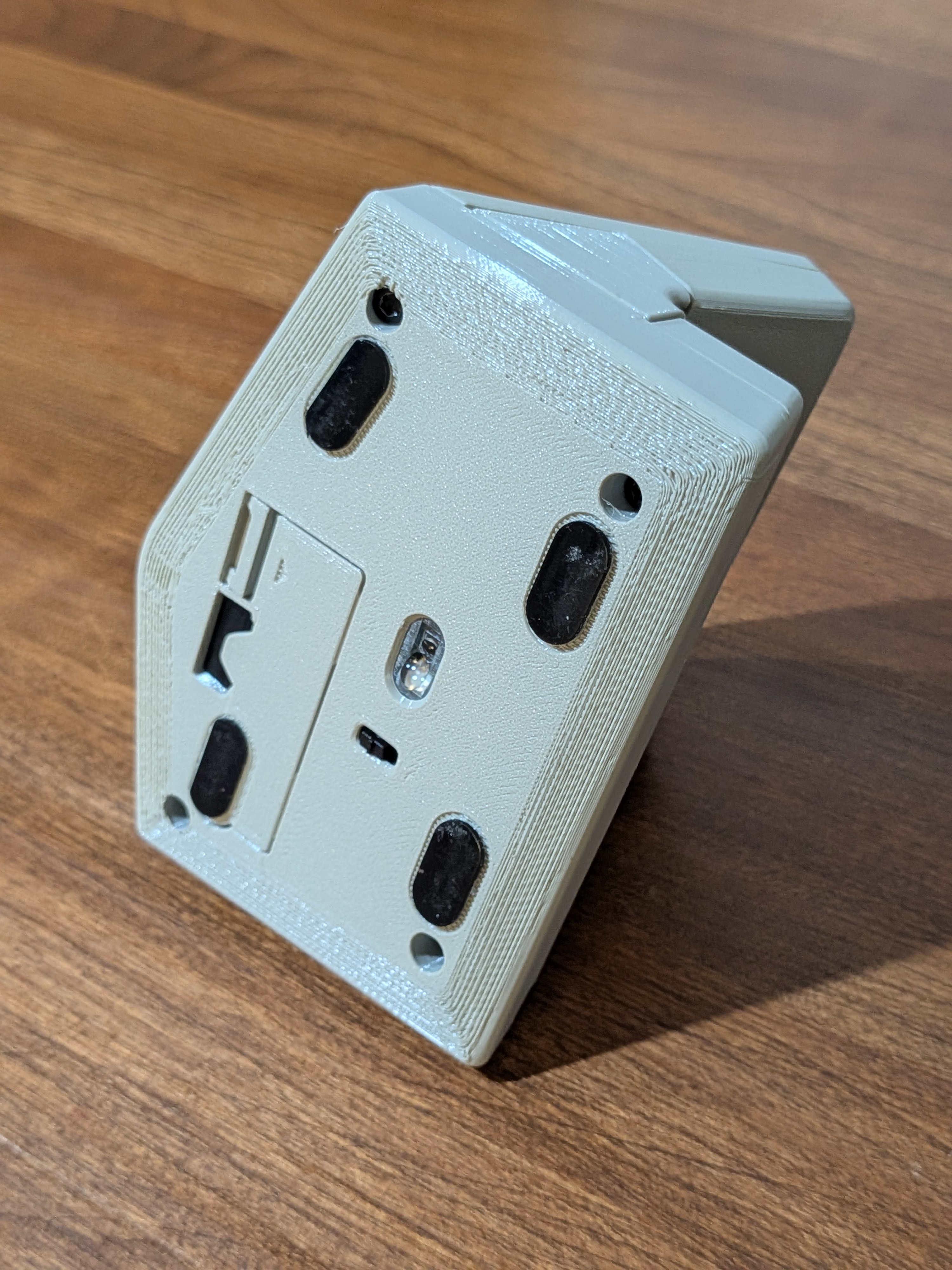 Miniatura 7 do modelo 3D Vertical Retro Wireless Computer Mouse