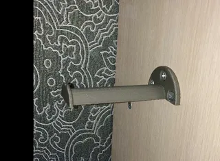 Držák na filament na stěně