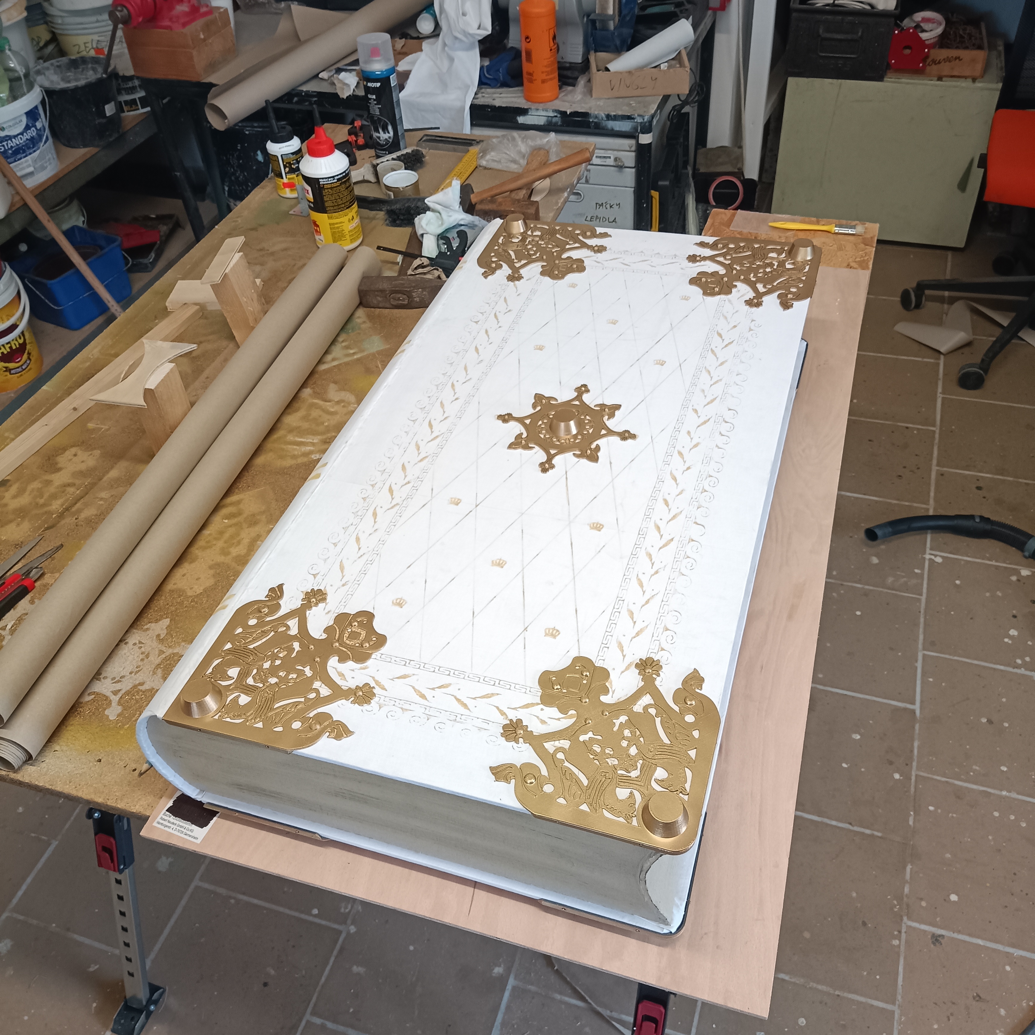 Book corners based on Codex Gigas