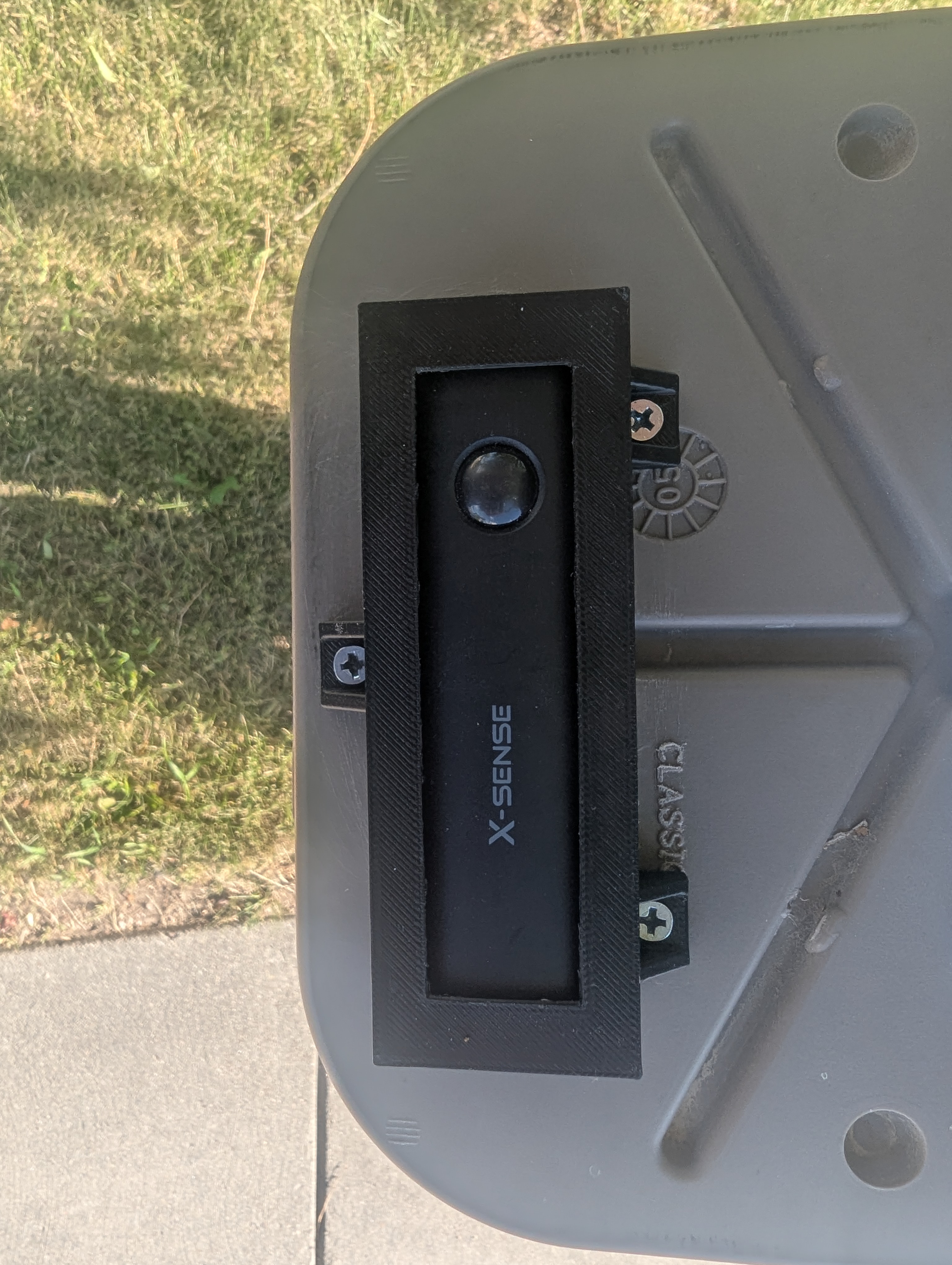 X-Sense Mailbox Sensor Mount