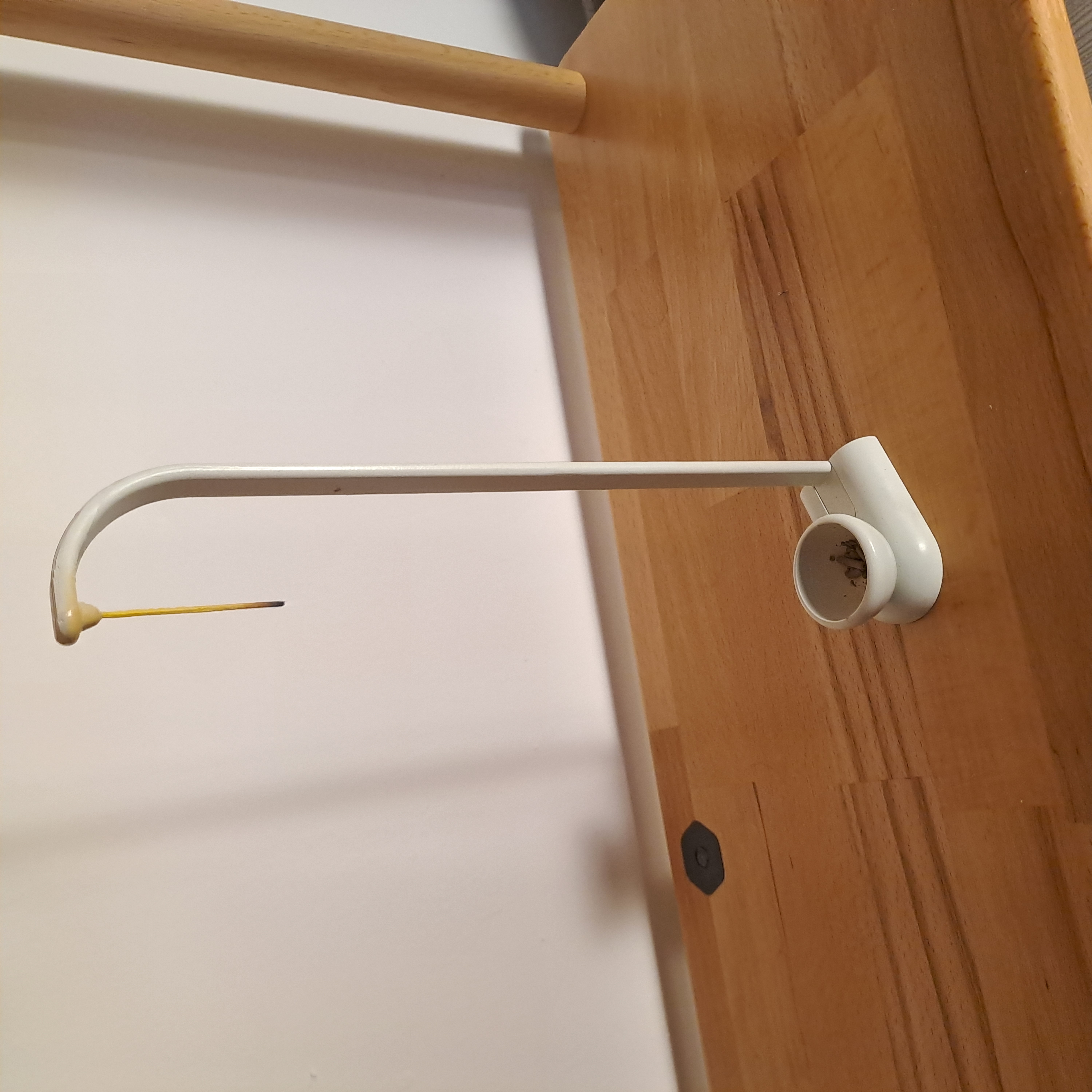 Magnetic Incense Holder