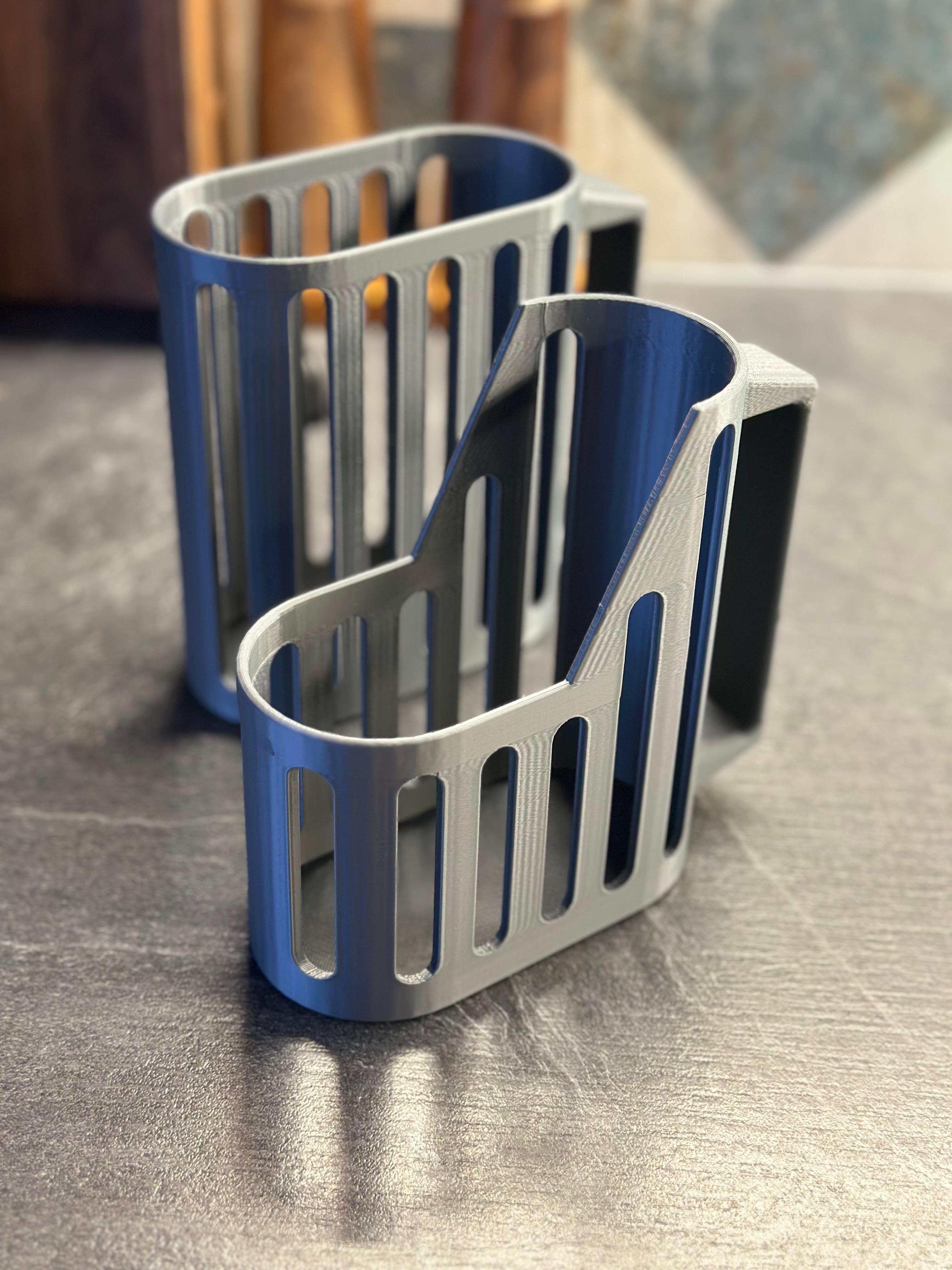 Juice or milk package holder (0.5 litre)