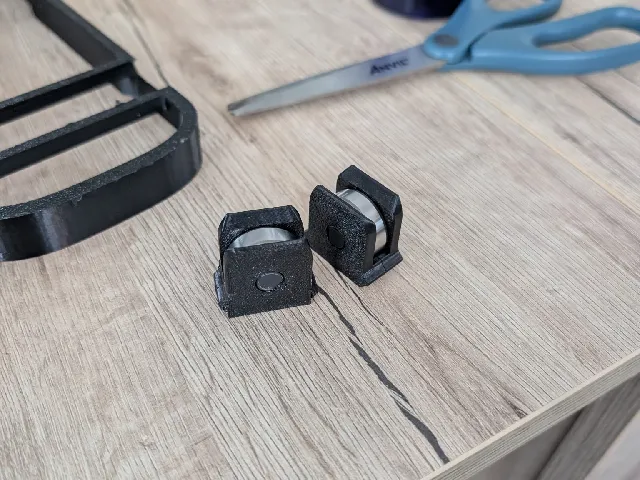 Bearing Holder With Pin cutout (to print in a stronger orientation)