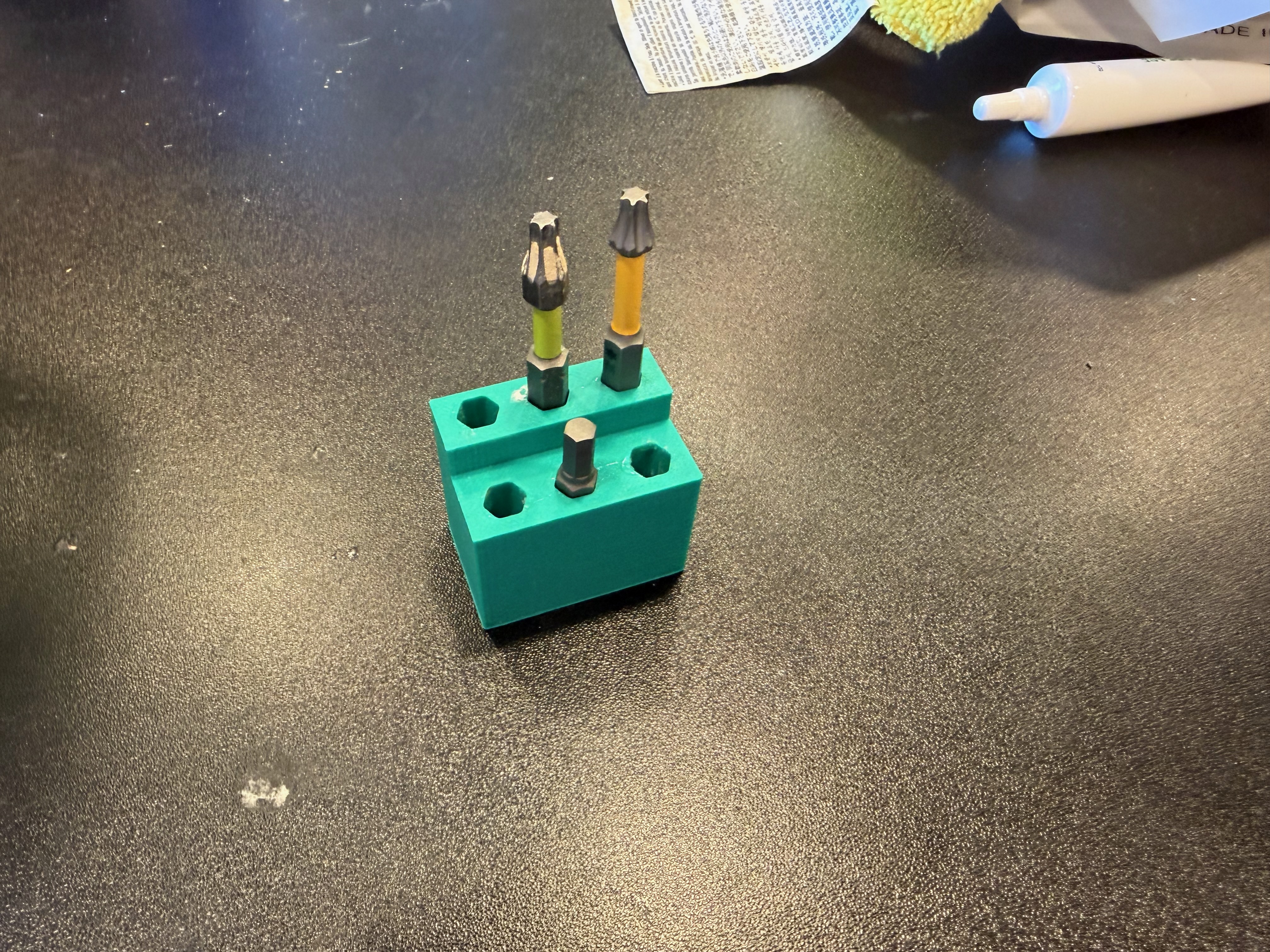 8 Slot - Magentic drill bit holder