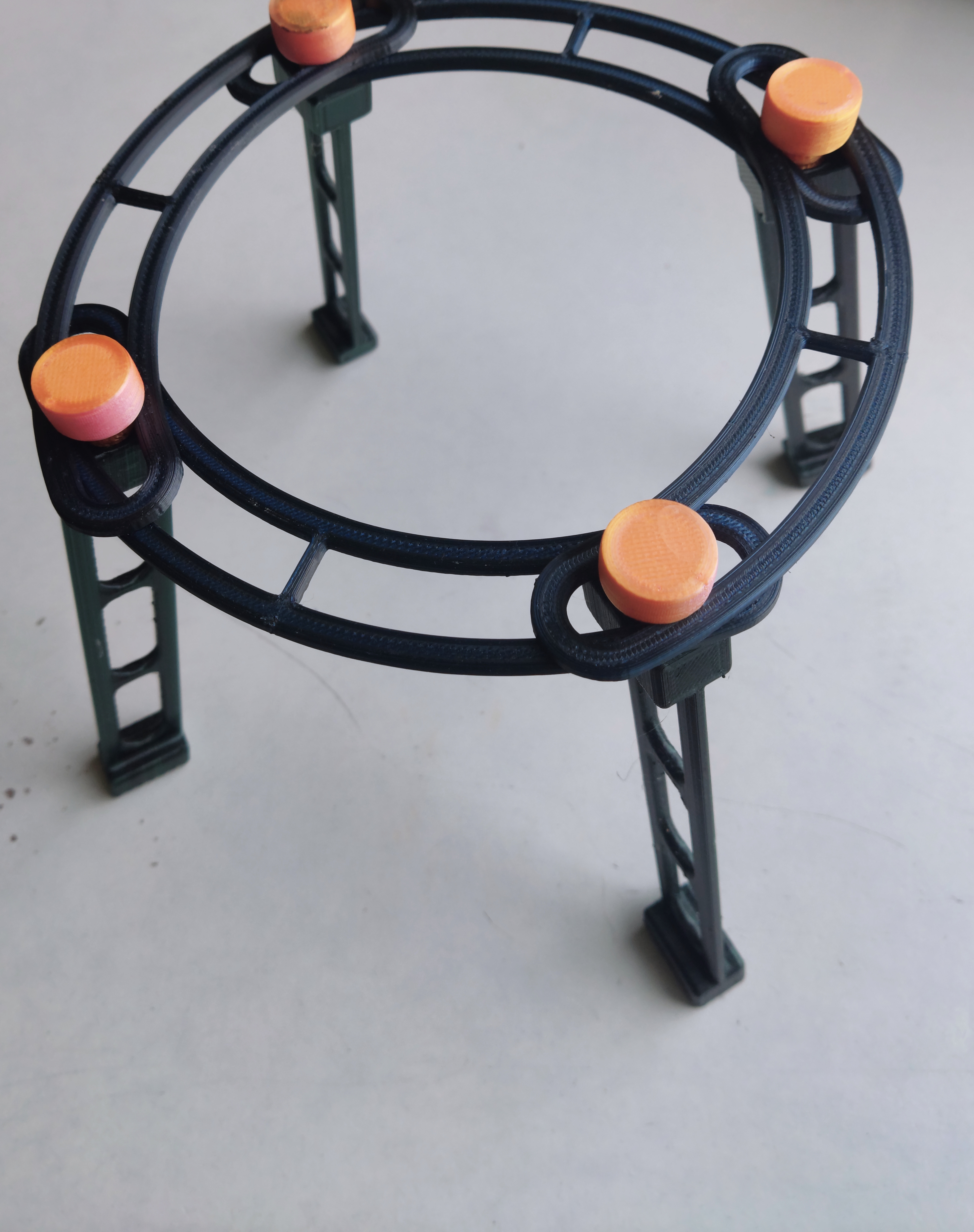 TWT Holder