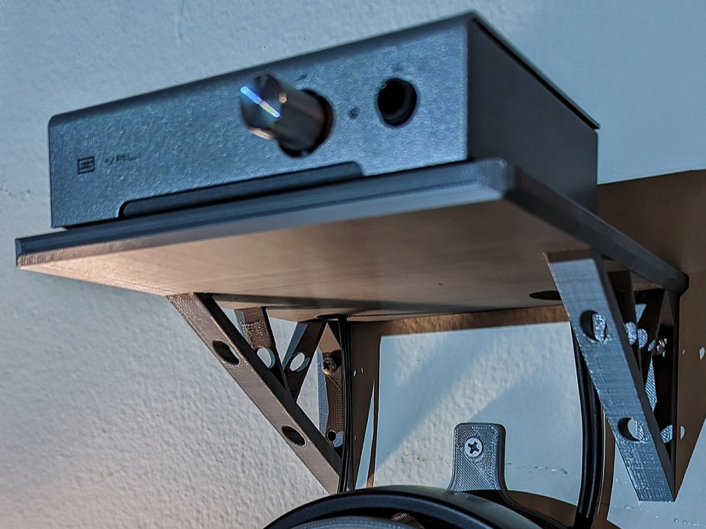 Schiit shelf for Magni/Vali/Modi sized amp/DACs