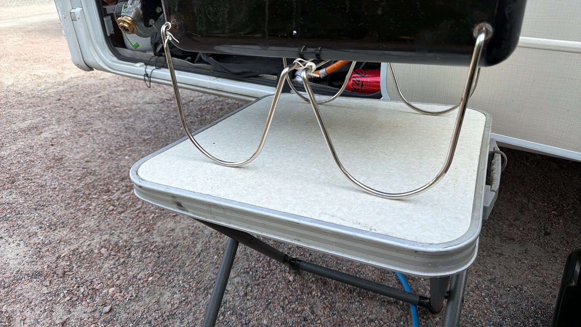 Weber Go-Anywhere Gas Grill foot holder
