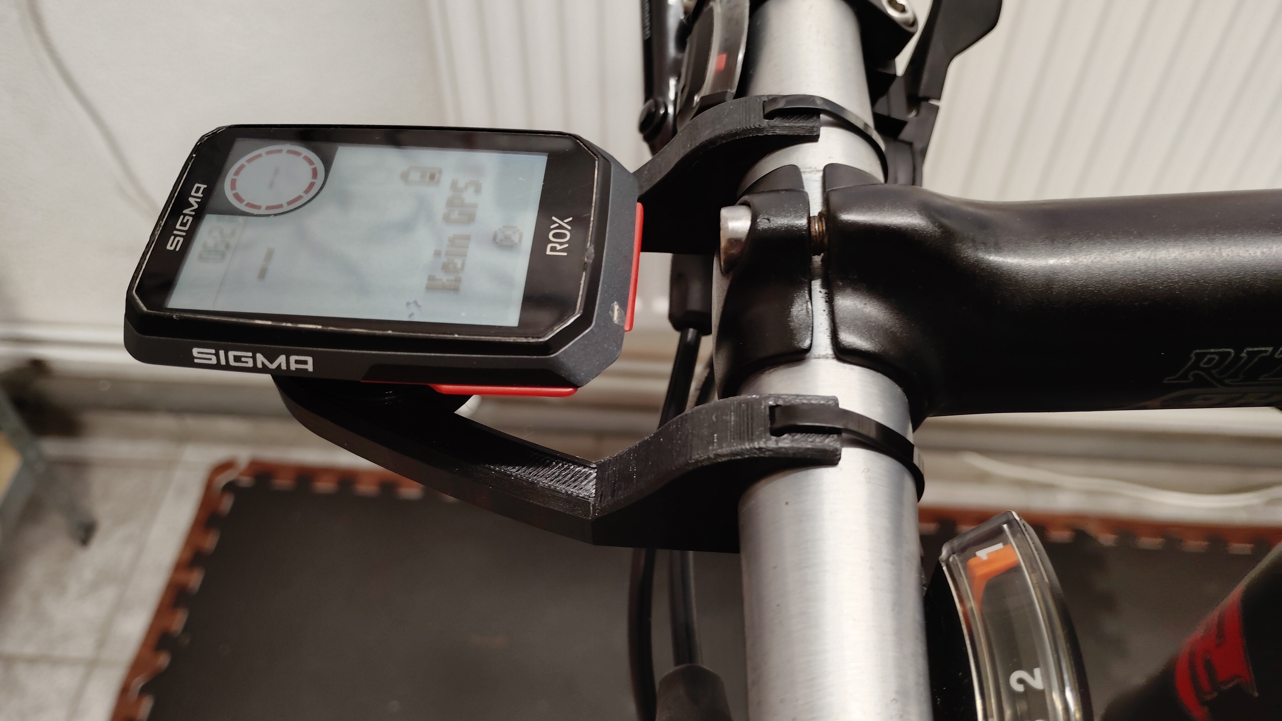 Sigma ROX GPS 4.0 Aero Mount / Garmin 31.8 and 25.4mm
