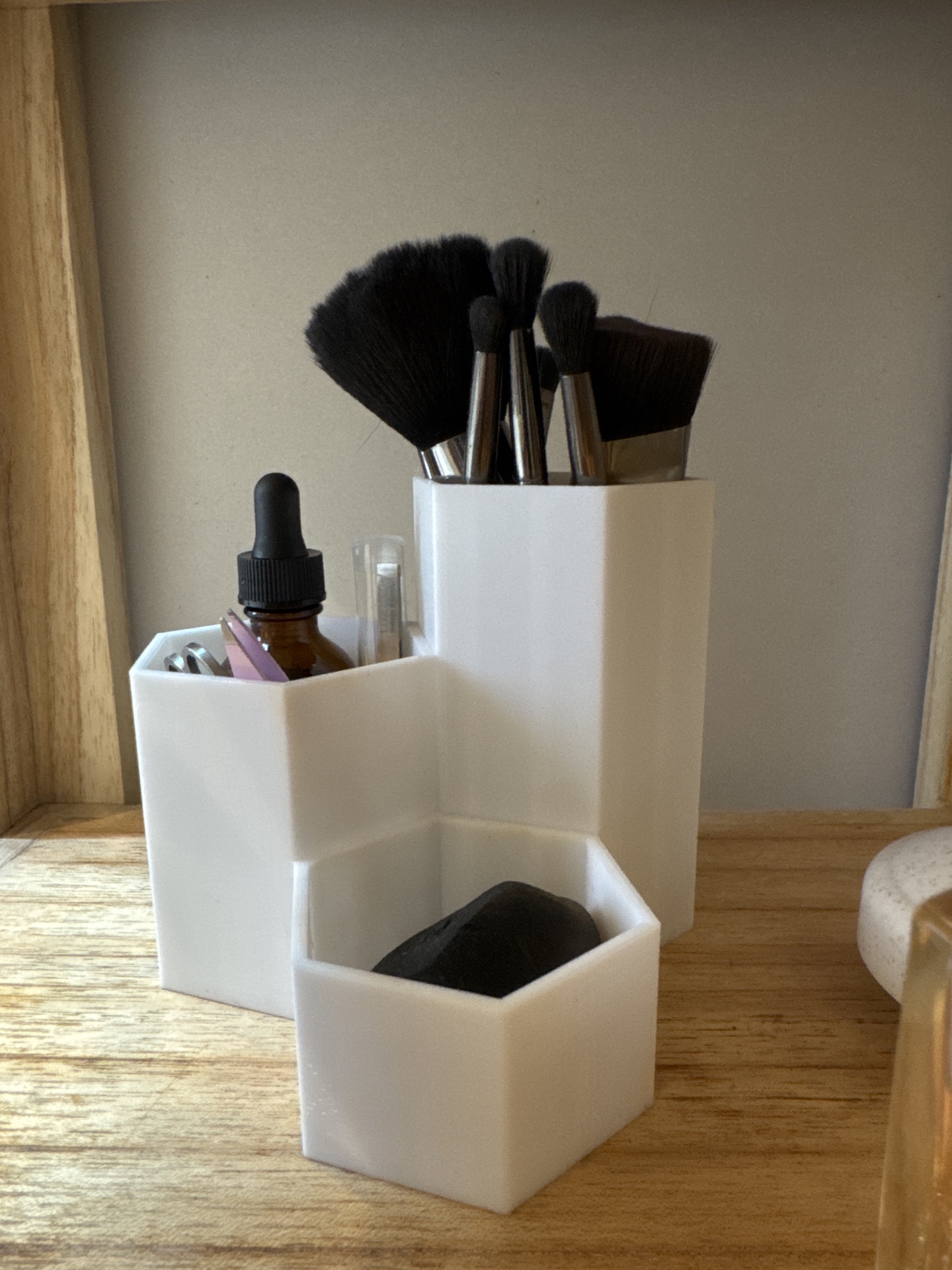 Hexagonal Brush holder