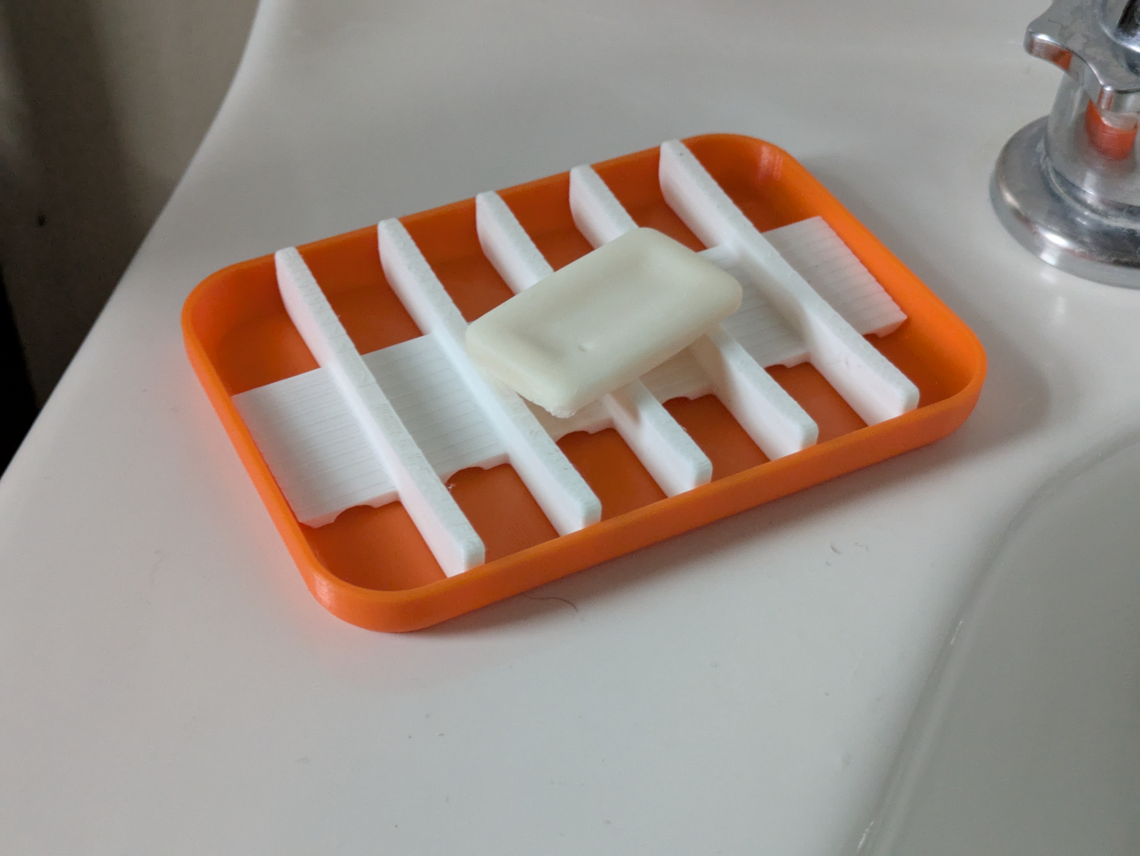 Miniatura 4 do modelo 3D Soap/Sponge Dish w/ Removable Insert