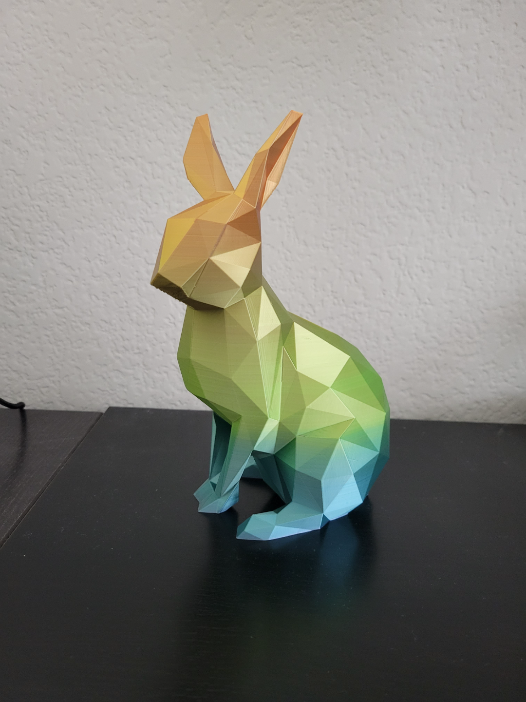 Low Poly Bunny / Geometric Rabbit