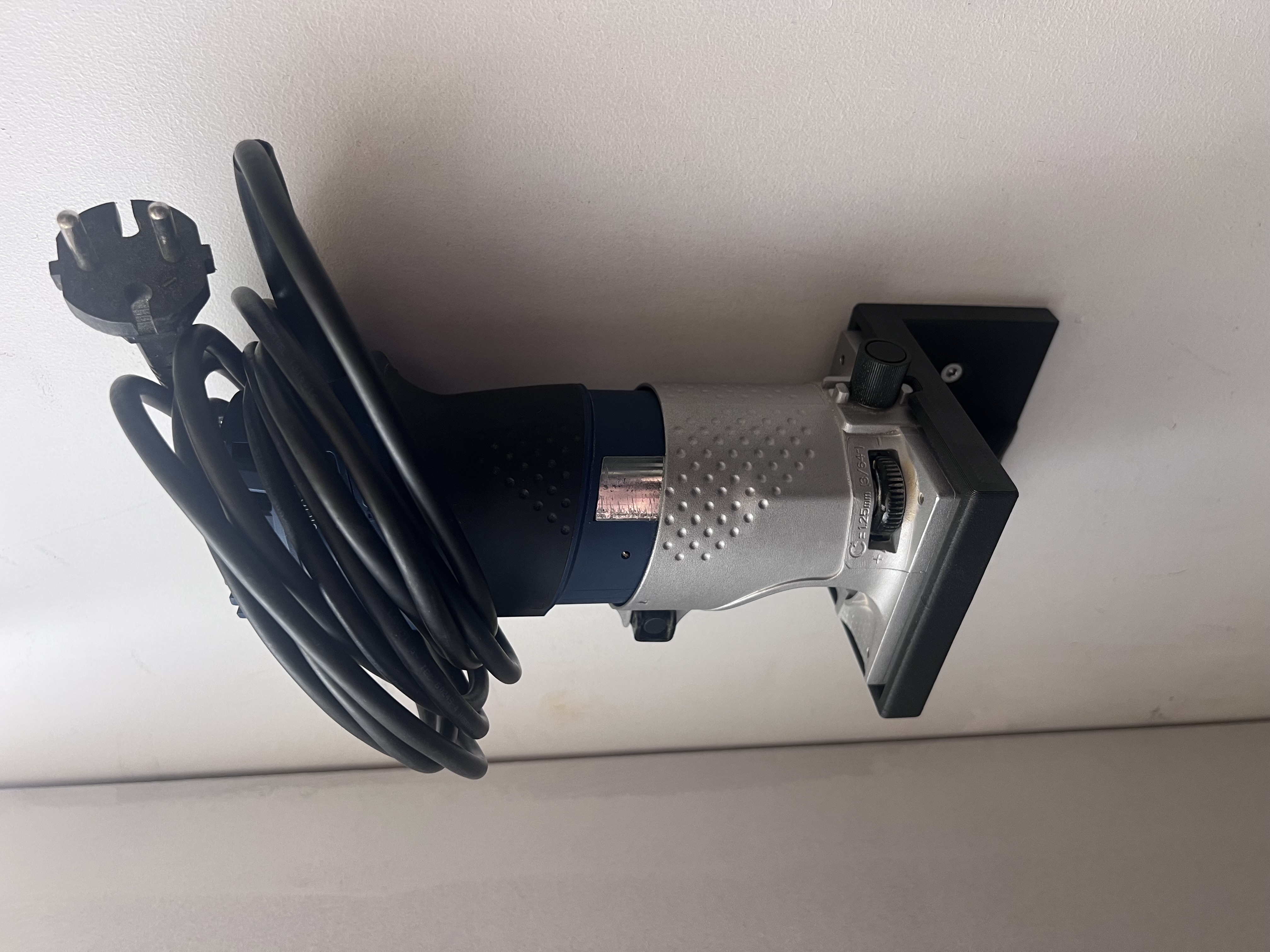 Bosch GFK 600 Wall Holder