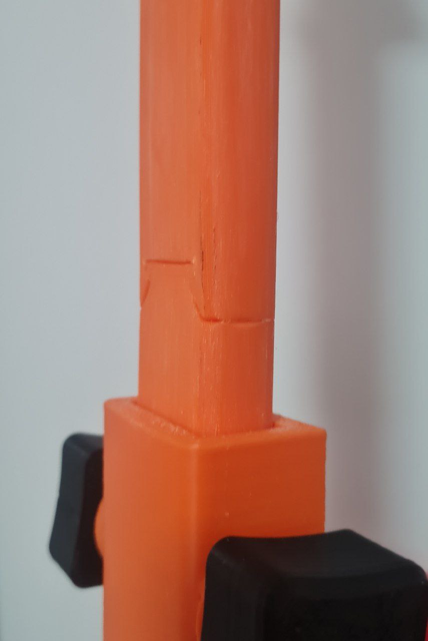 Pool skimmer holder/clamp (intex/bestway) Split Shaft