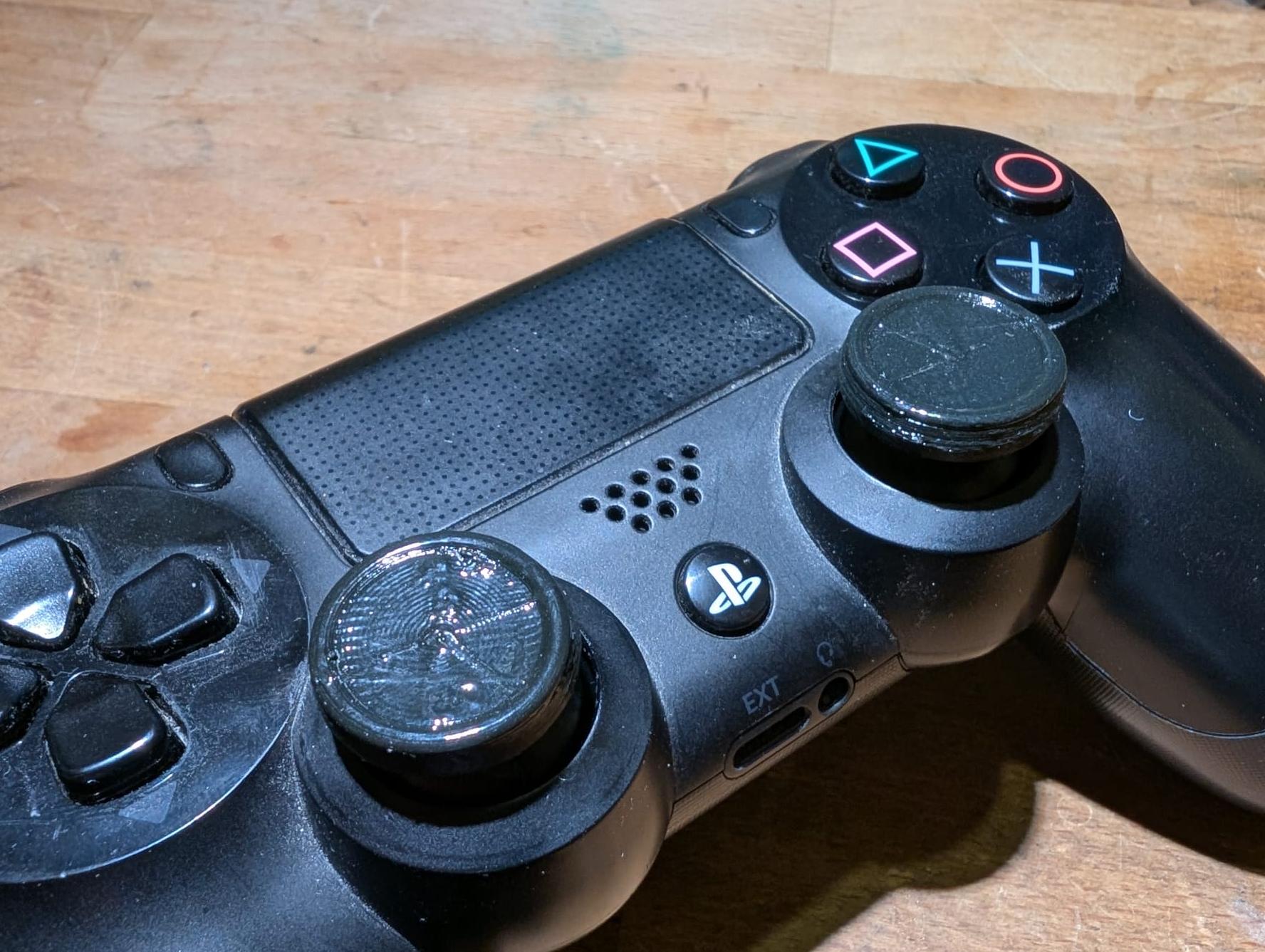 Playstation controller Dualshock 4 DS4 thumbstick cover