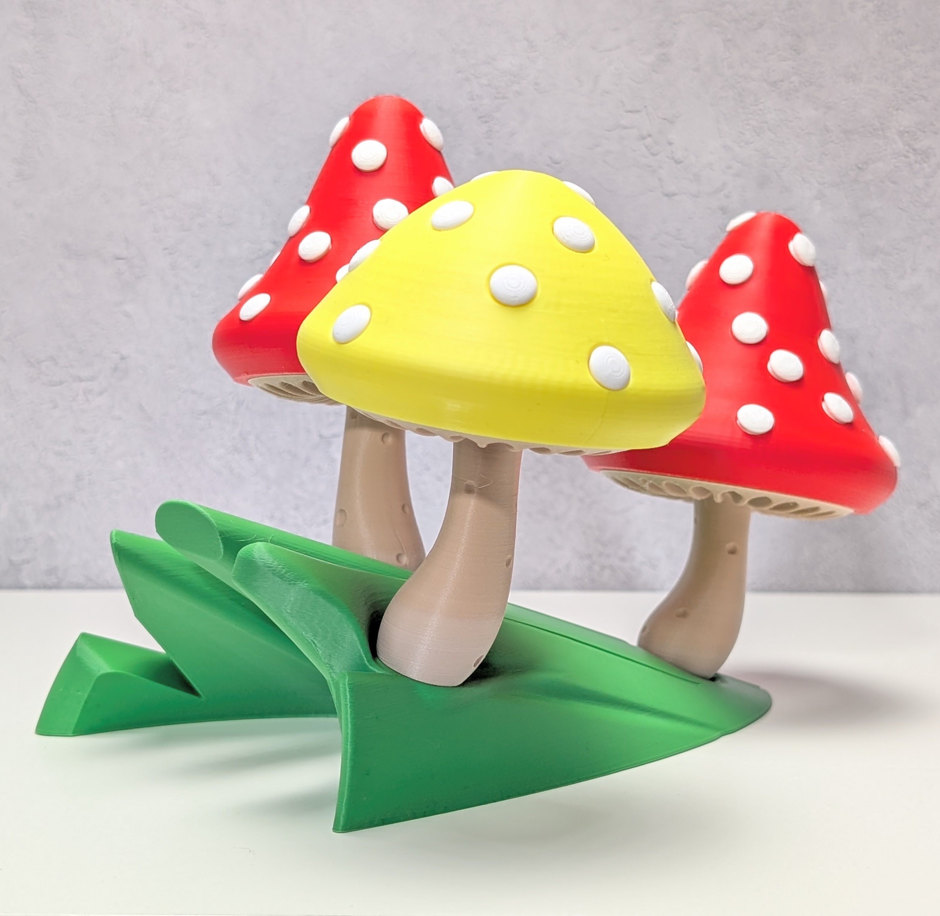 Spotty Toadstools — miniatura 6