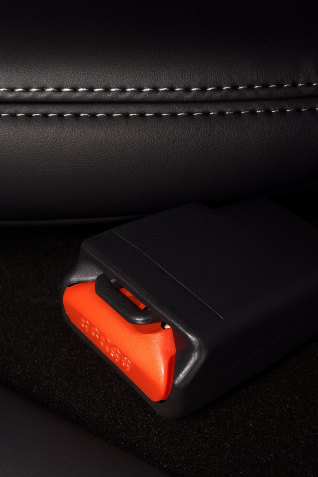 seatbelt buckle insert