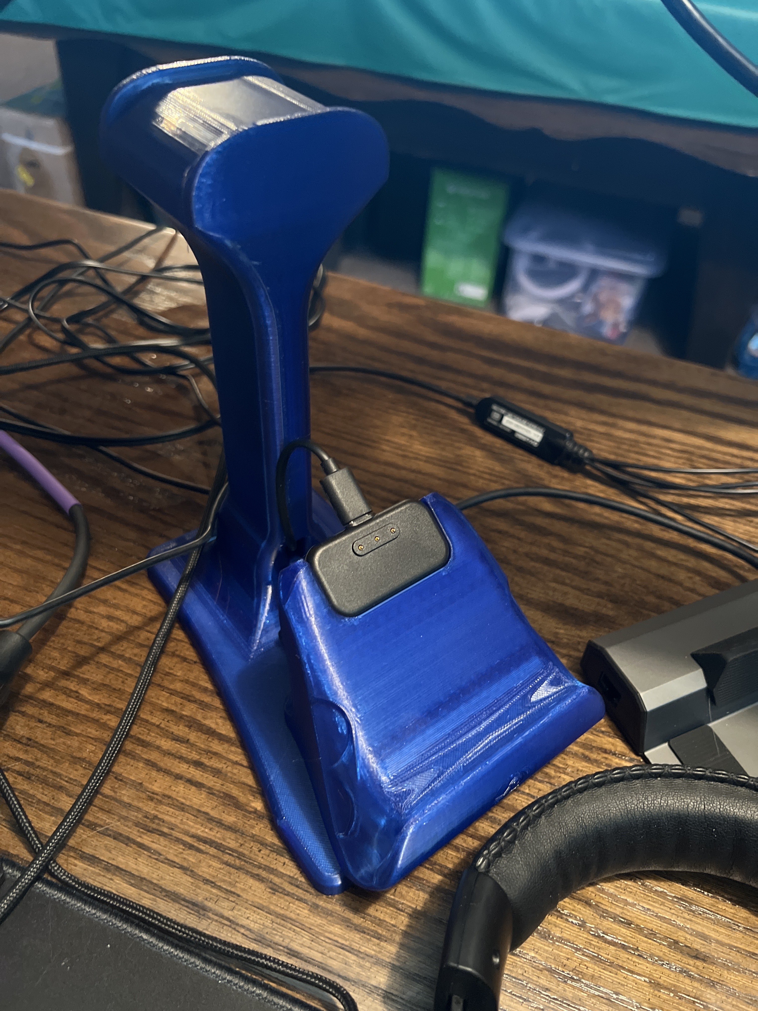 Miniatura 6 do modelo 3D Steam Controller and Headphone Stand