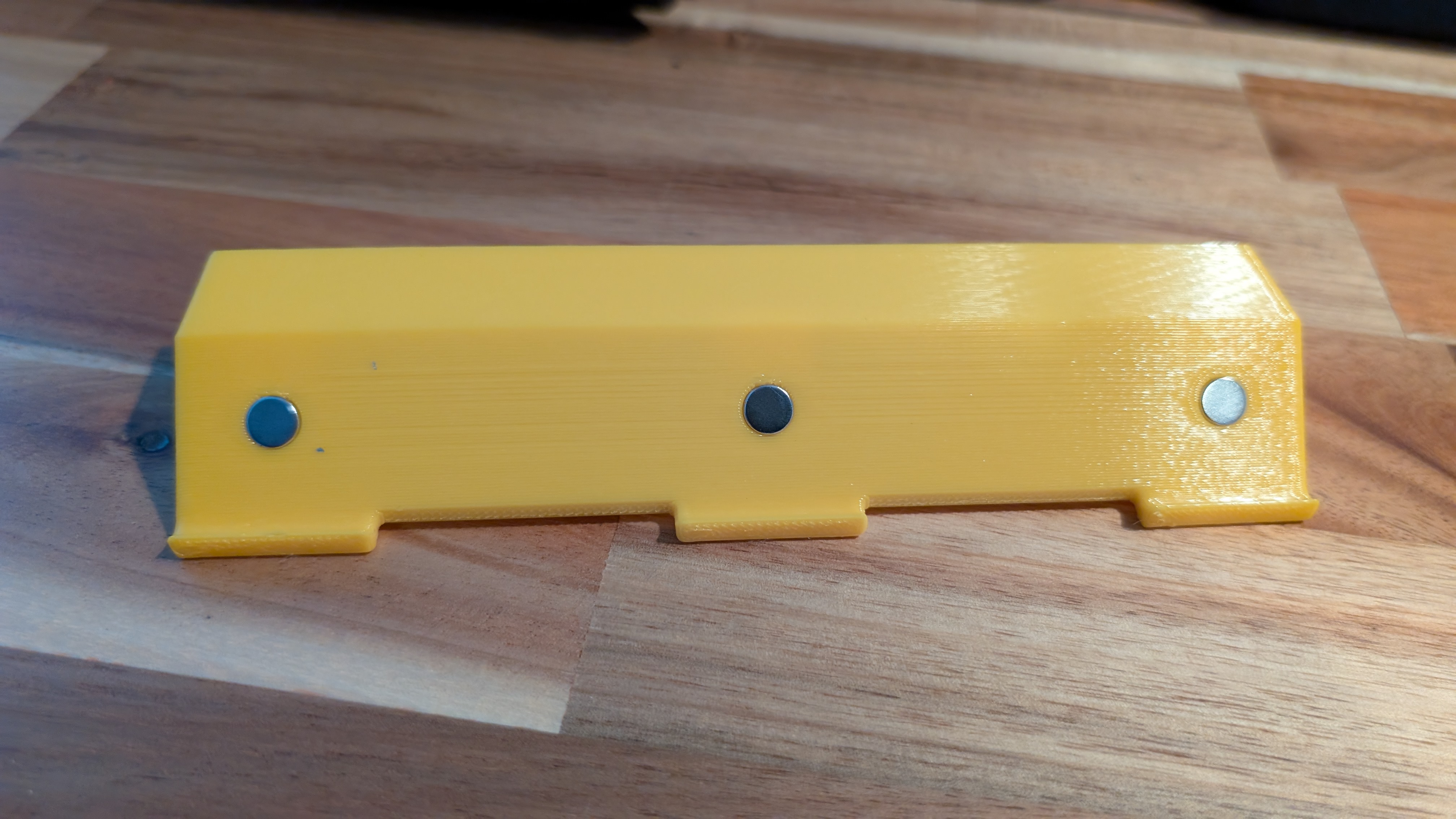 Core one hanging storage 8x3 magnet
