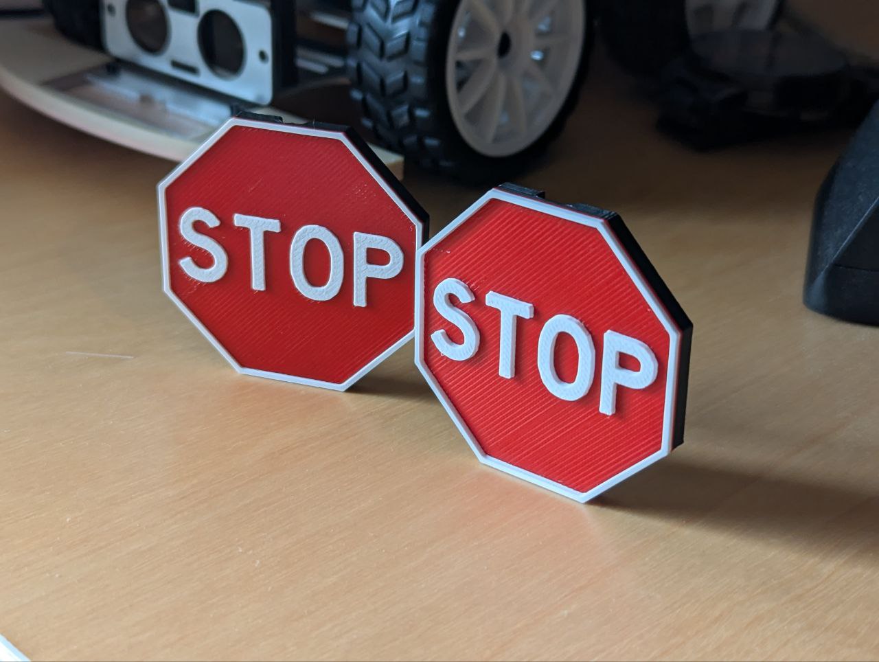 STOP Sign – Modular Miniature Road Sign (6 Variants)