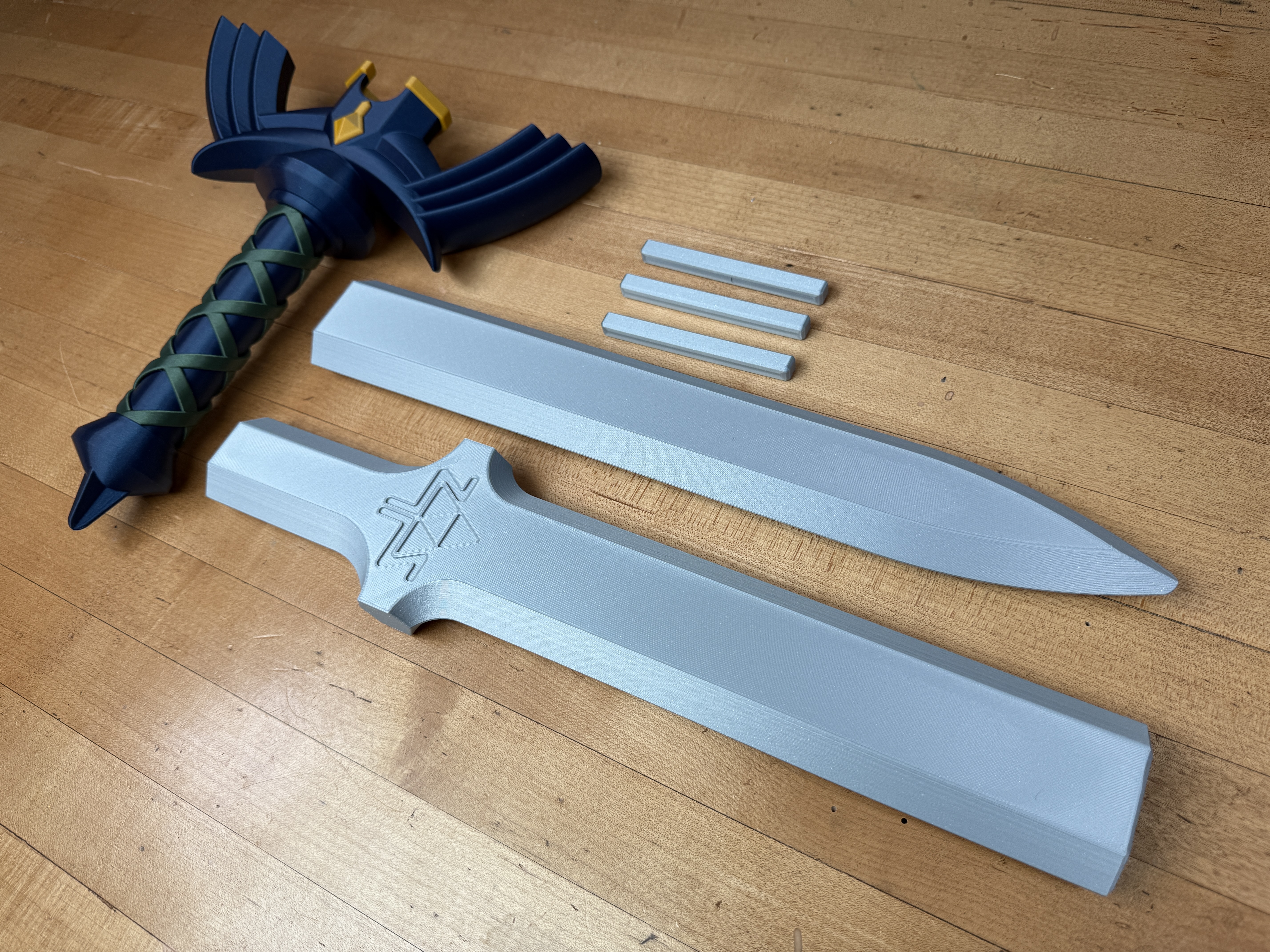 Master Sword (Full Scale) — thumbnail 2