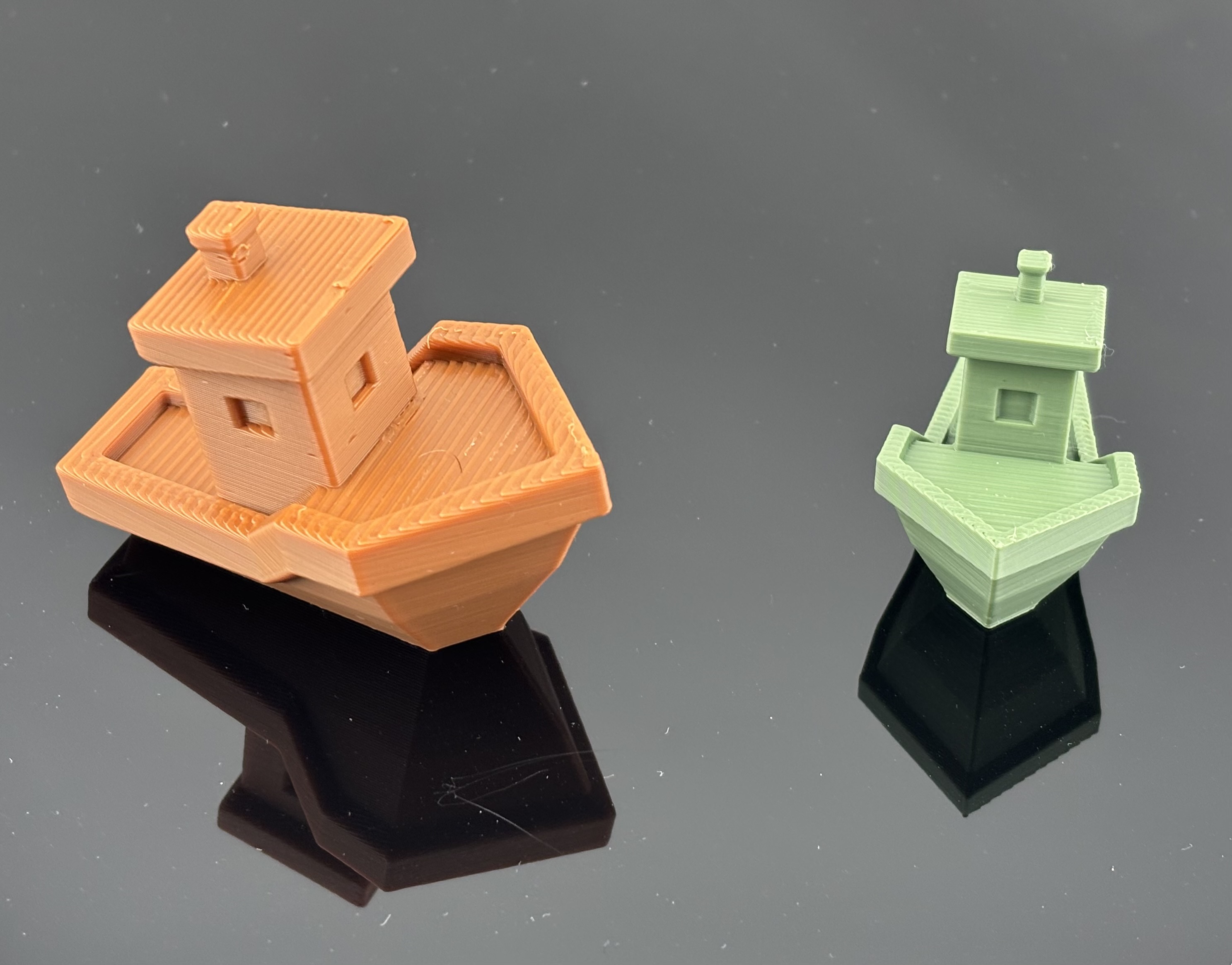 Low Poly benchy like Boat Toy Miniature