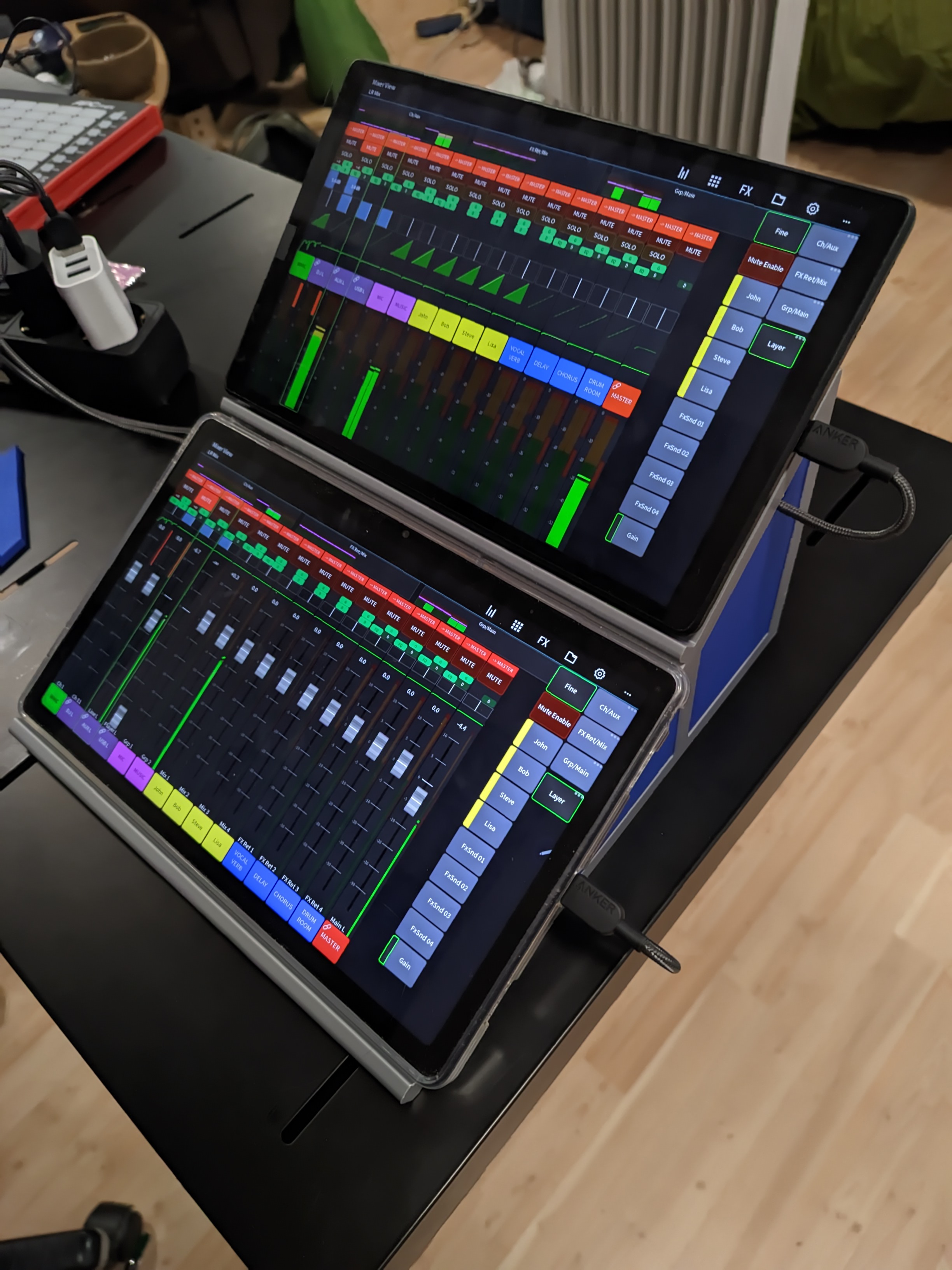 Two Tablet Holder - Portable Mixing Desk