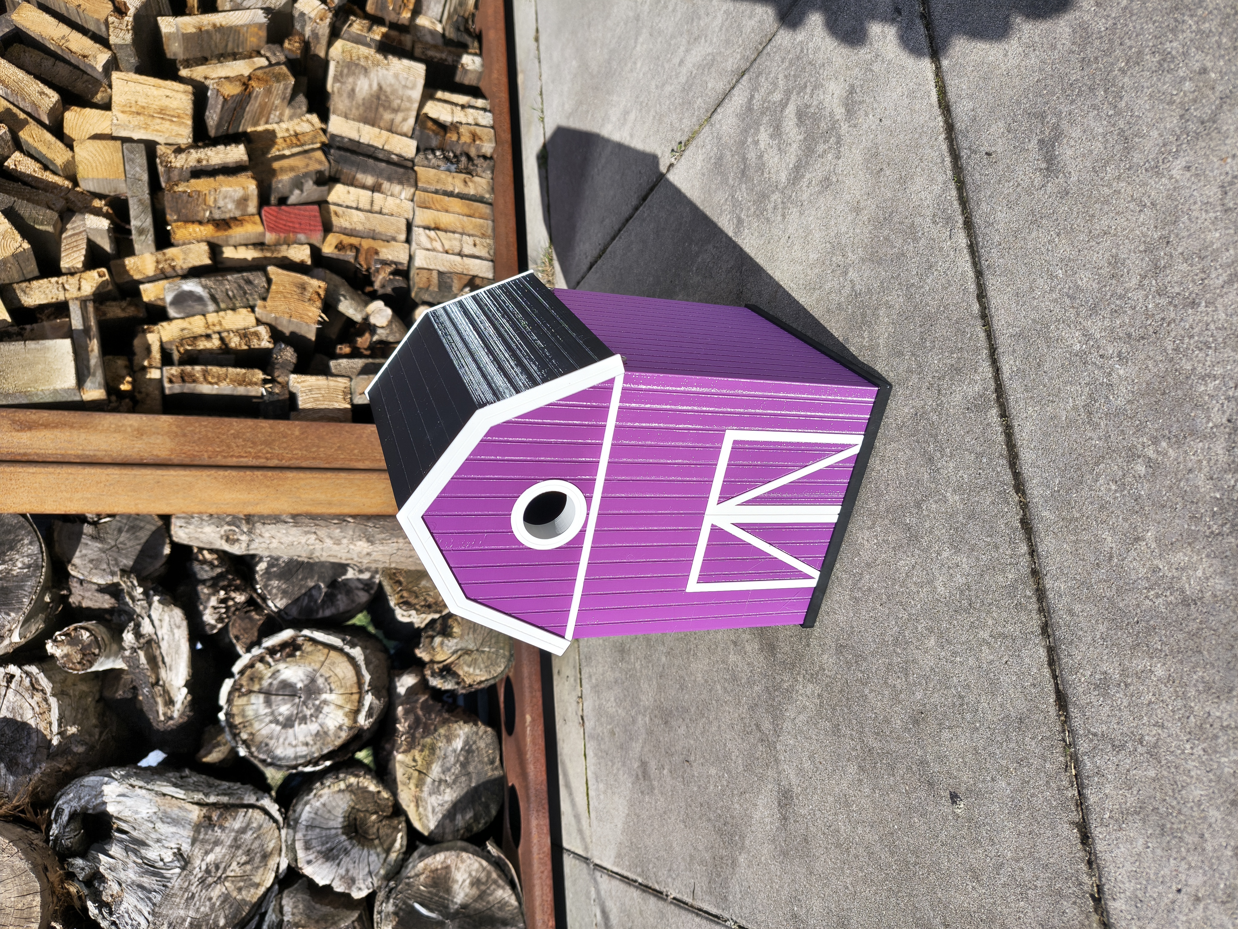 Barn style birdhouse 2