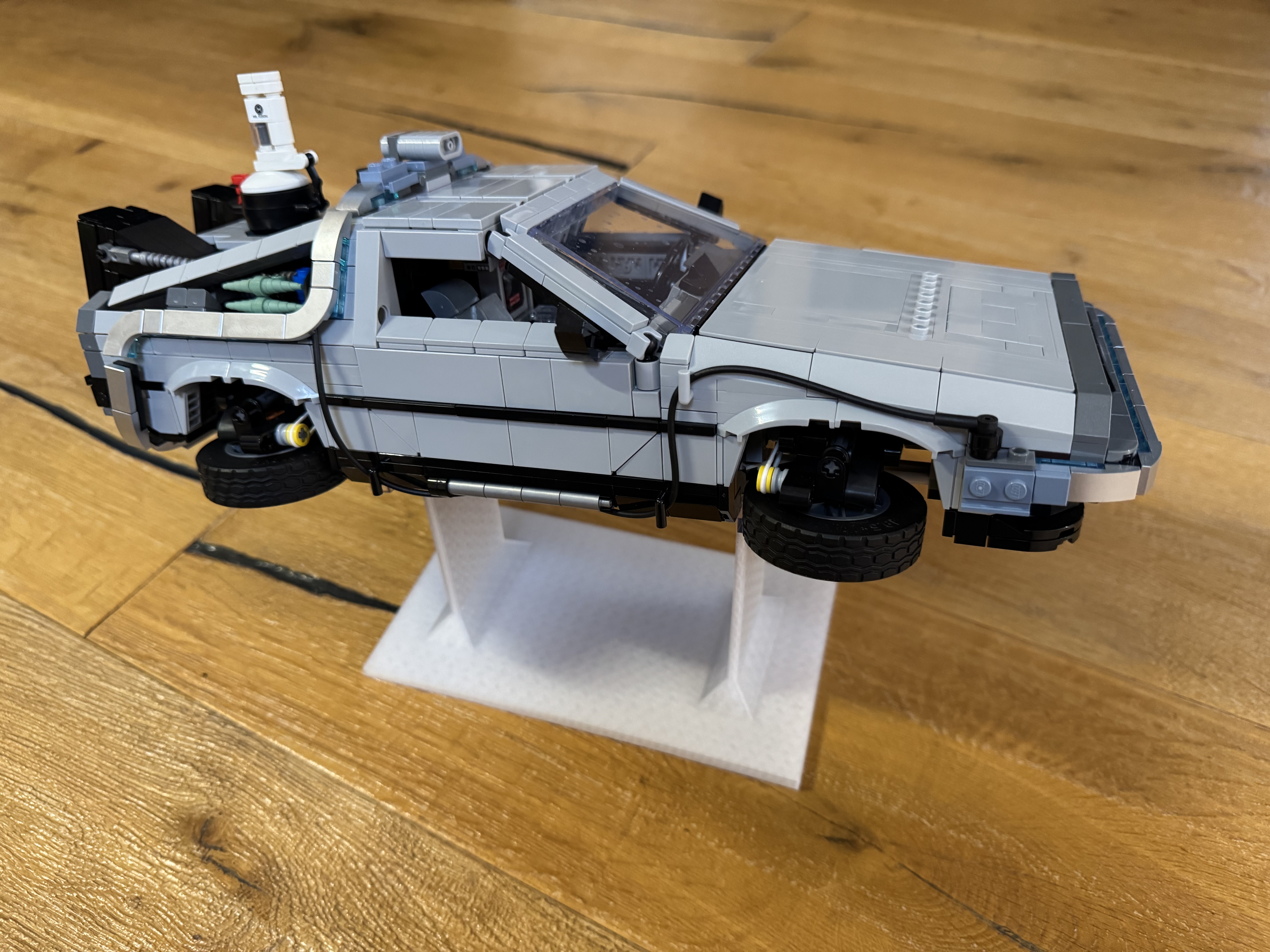 Lego 10300 DeLorean
